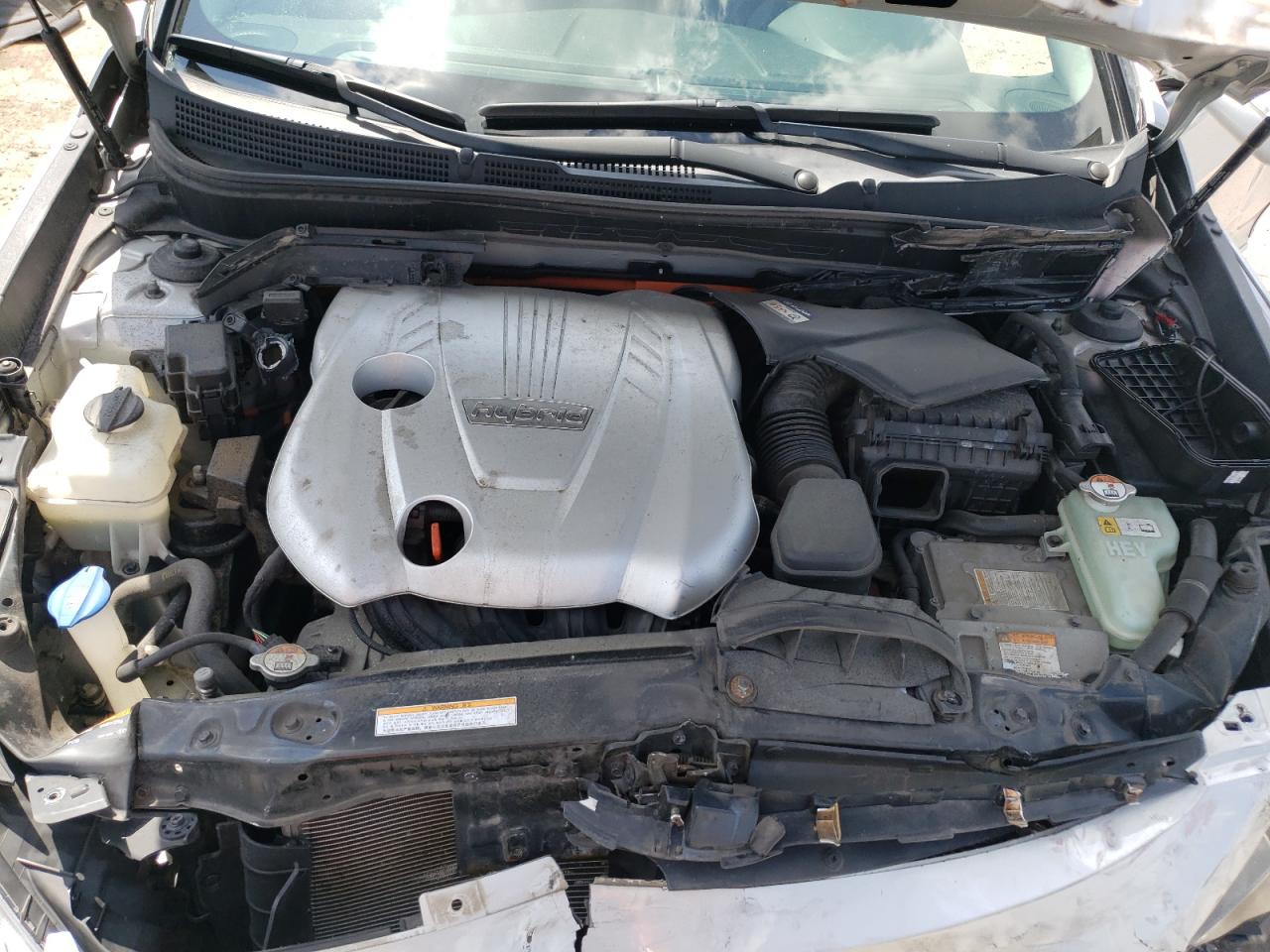 2015 Hyundai Sonata Hybrid VIN: KMHEC4A43FA120492 Lot: 56820444