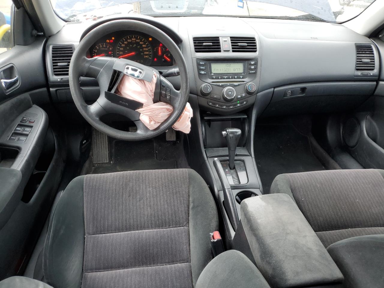 2004 Honda Accord Dx VIN: 1HGCM56134A813705 Lot: 60043494