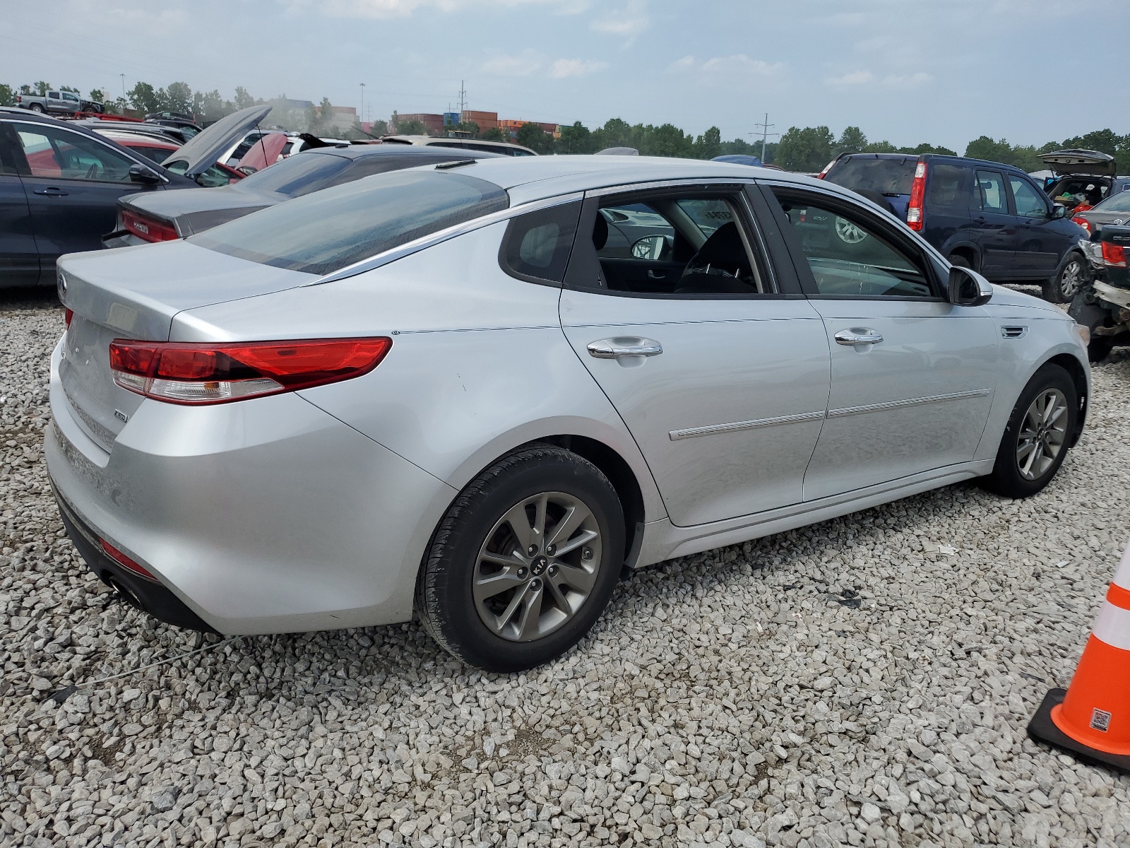 2016 Kia Optima Lx vin: 5XXGT4L13GG002870