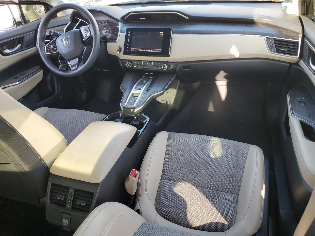 2018 Honda Clarity VIN: JHMZC5F12JC018283 Lot: 59178974