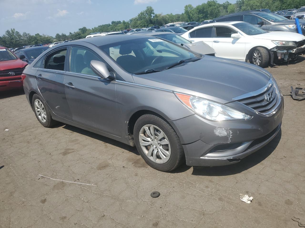2012 Hyundai Sonata - Image 4