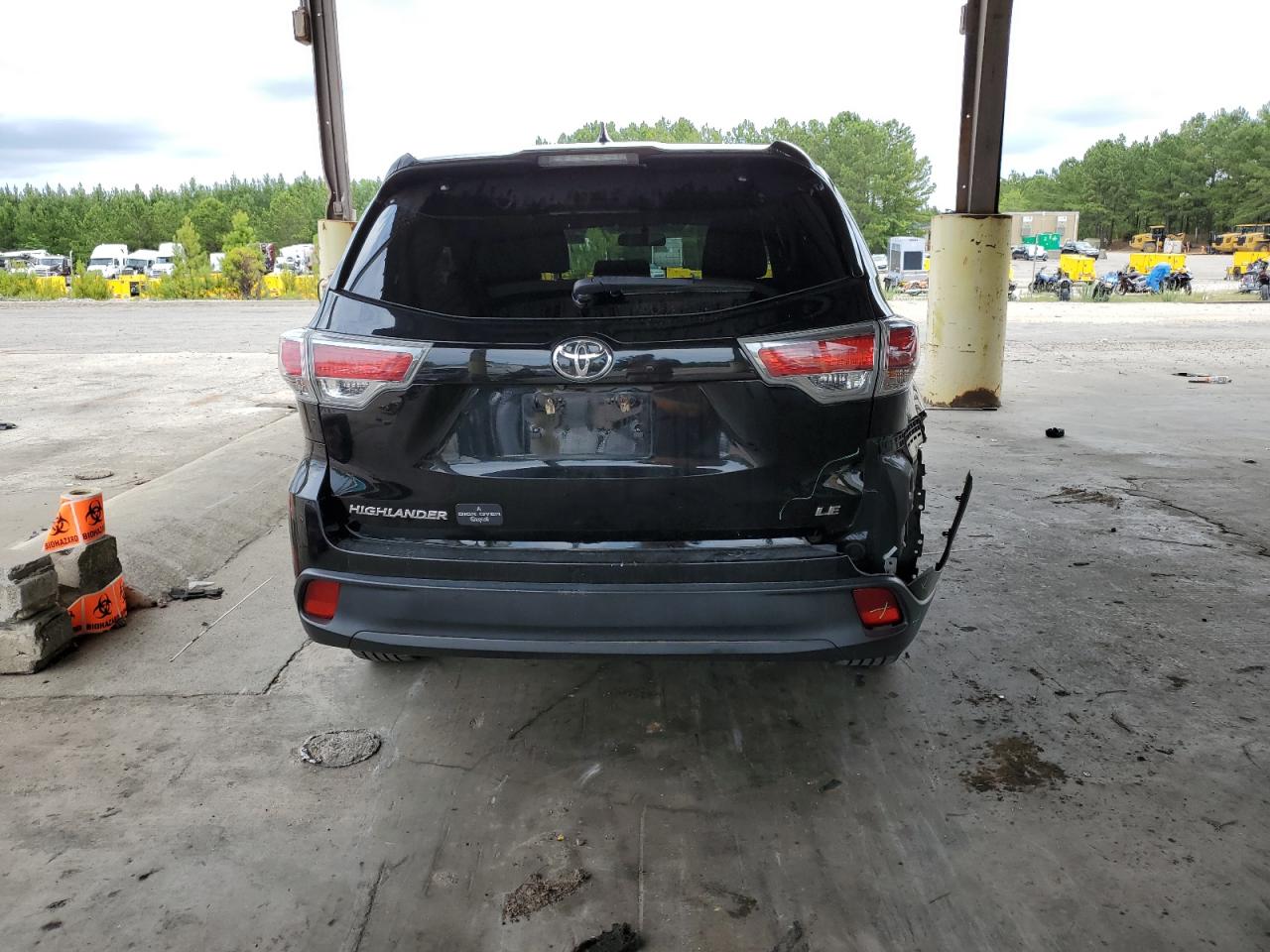 2016 Toyota Highlander Le VIN: 5TDZKRFHXGS132743 Lot: 57421484