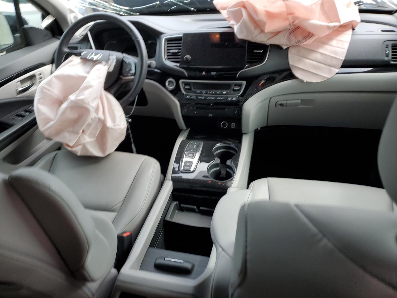 2022 Honda Pilot Touring VIN: 5FNYF6H94NB013107 Lot: 58752304