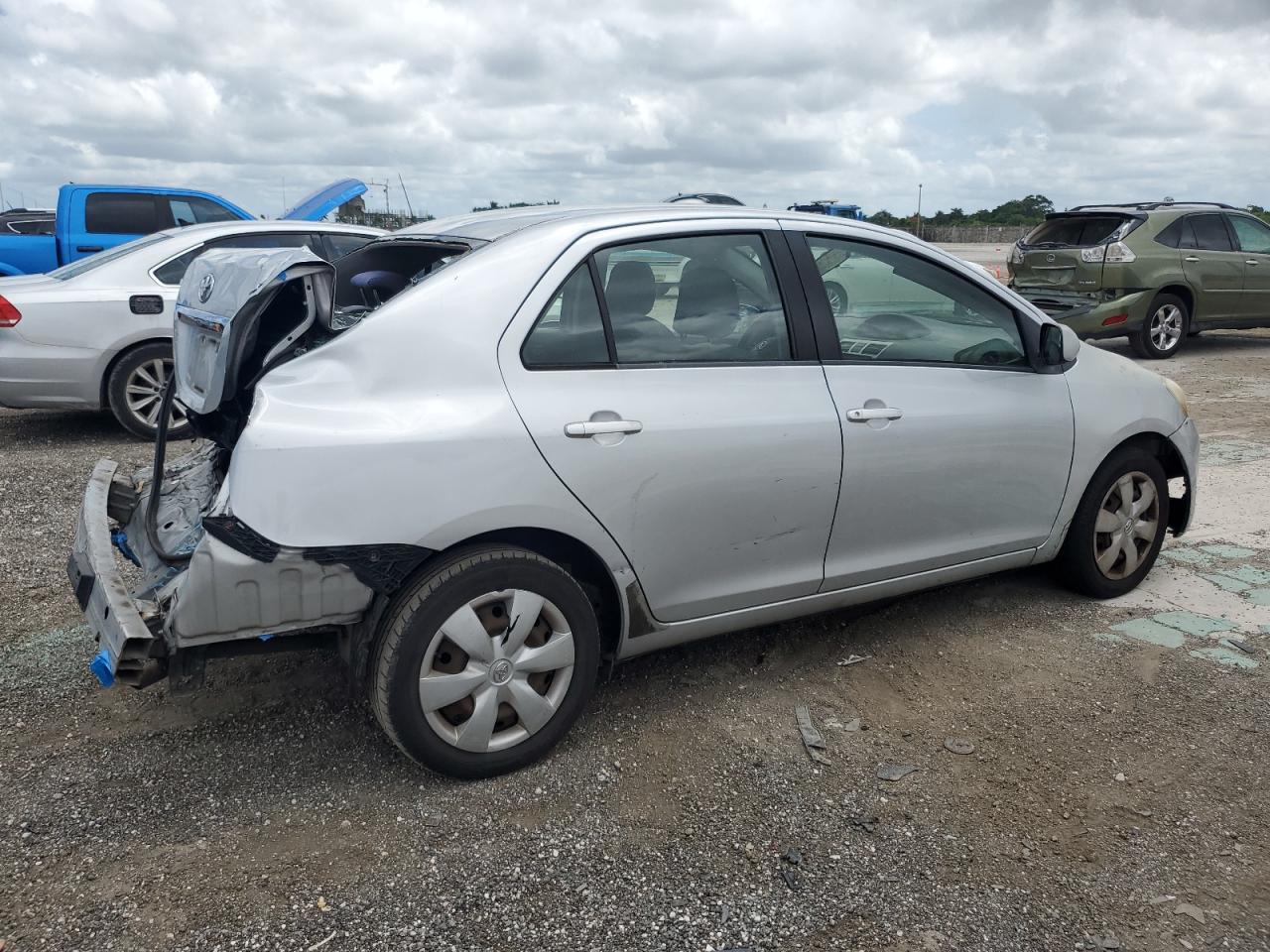 2008 Toyota Yaris - Image 3