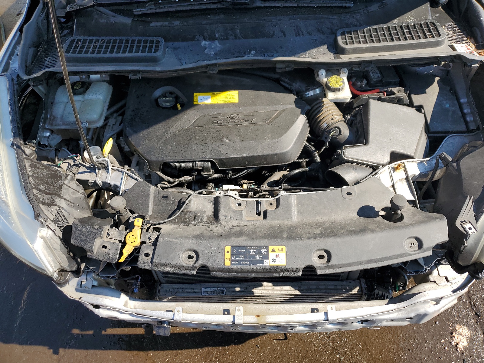 1FMCU9GXXGUC17966 2016 Ford Escape Se