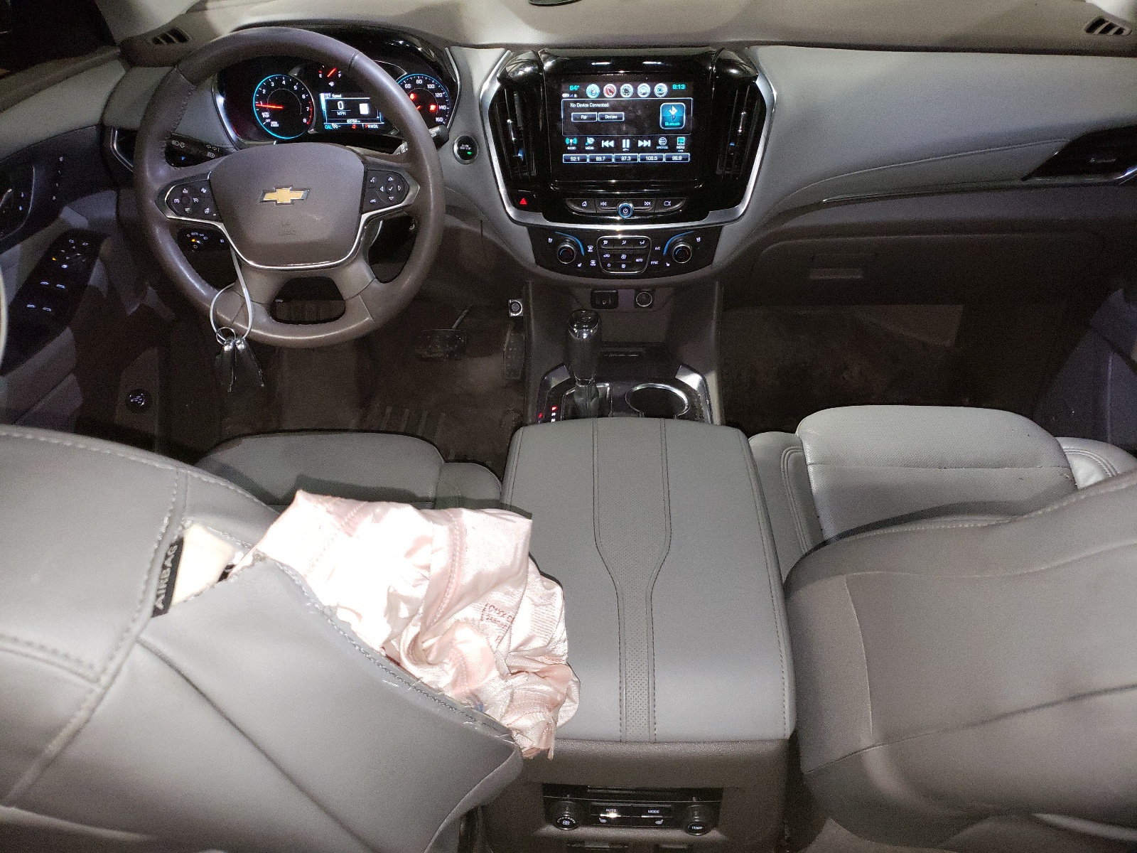 1GNEVJKW2JJ115796 2018 Chevrolet Traverse Premier