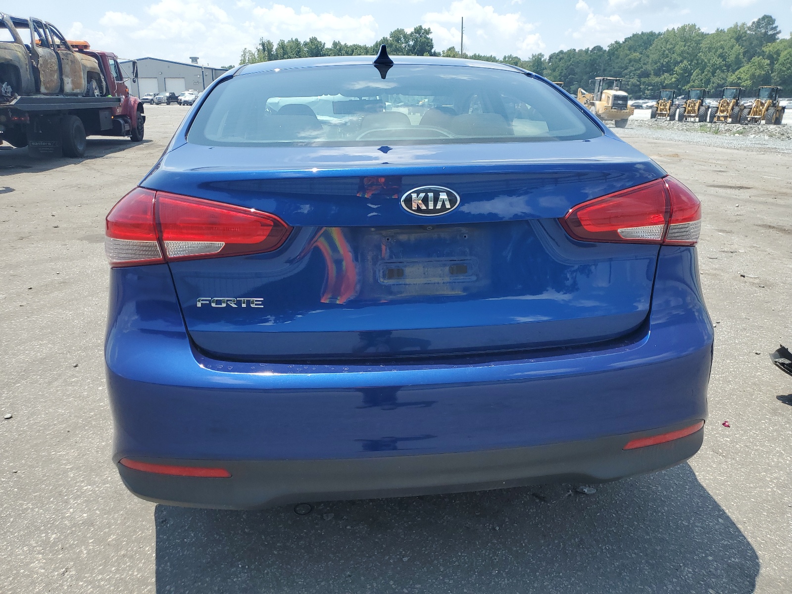 3KPFK4A75JE283253 2018 Kia Forte Lx