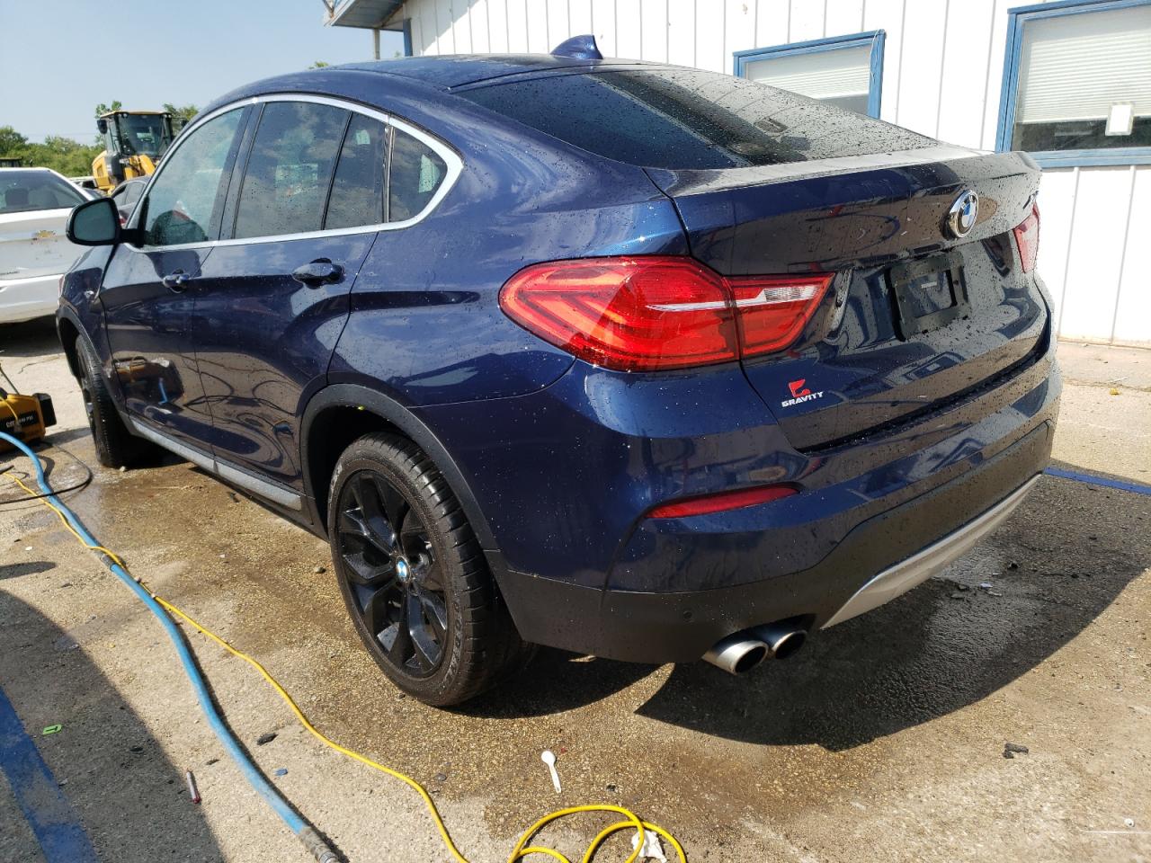 5UXXW3C50H0R23370 2017 BMW X4 - Image 2