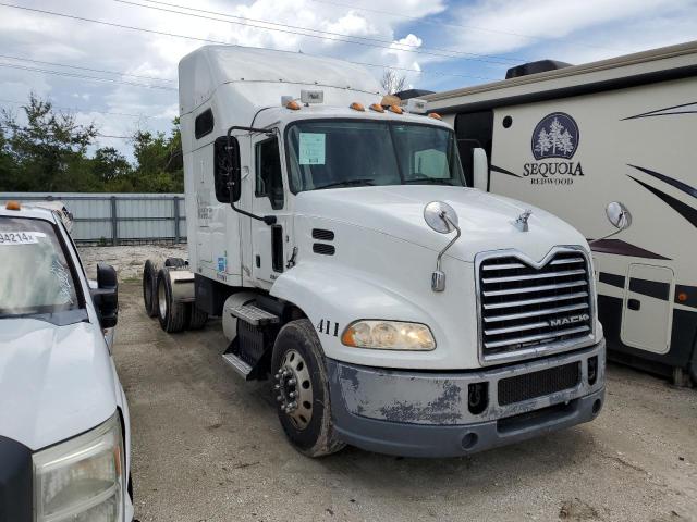 2016 Mack 600 Cxu600