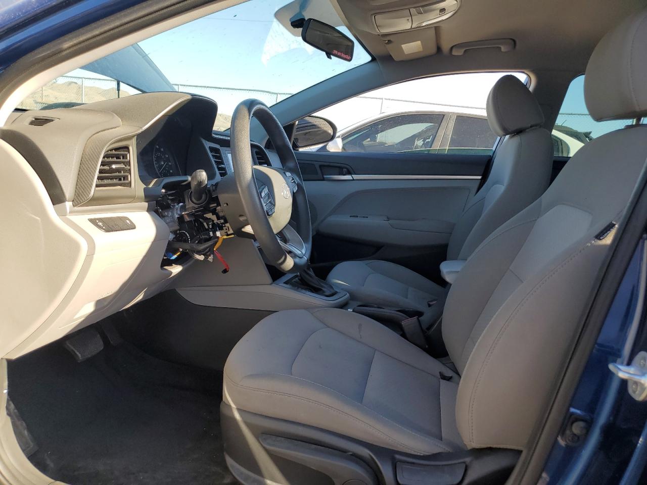 2019 Hyundai Elantra Se VIN: 5NPD74LF6KH476988 Lot: 60895954