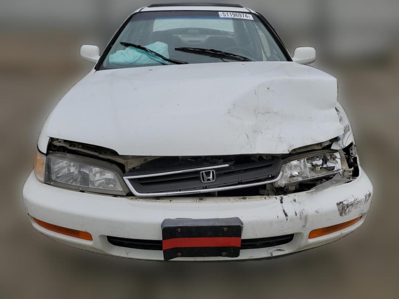 1996 Honda Accord Ex VIN: 1HGCD565XTA132409 Lot: 51196974