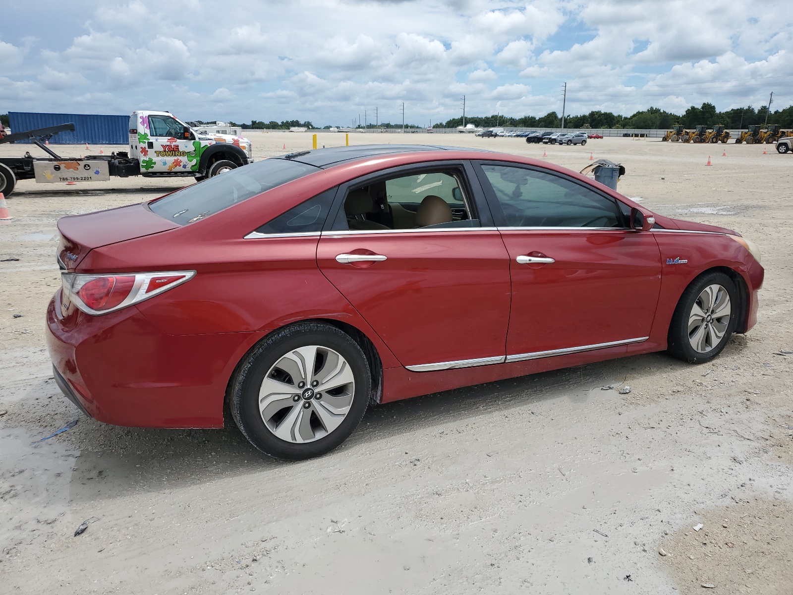 2013 Hyundai Sonata Hybrid vin: KMHEC4A42DA050481