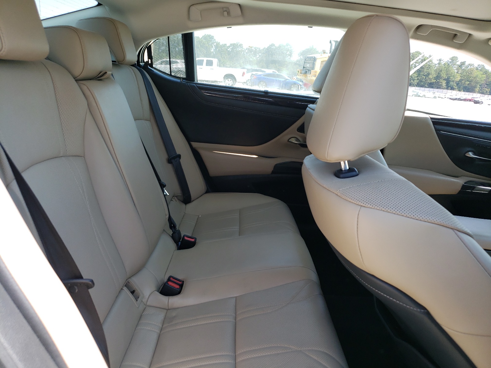 58ABZ1B18KU021219 2019 Lexus Es 350