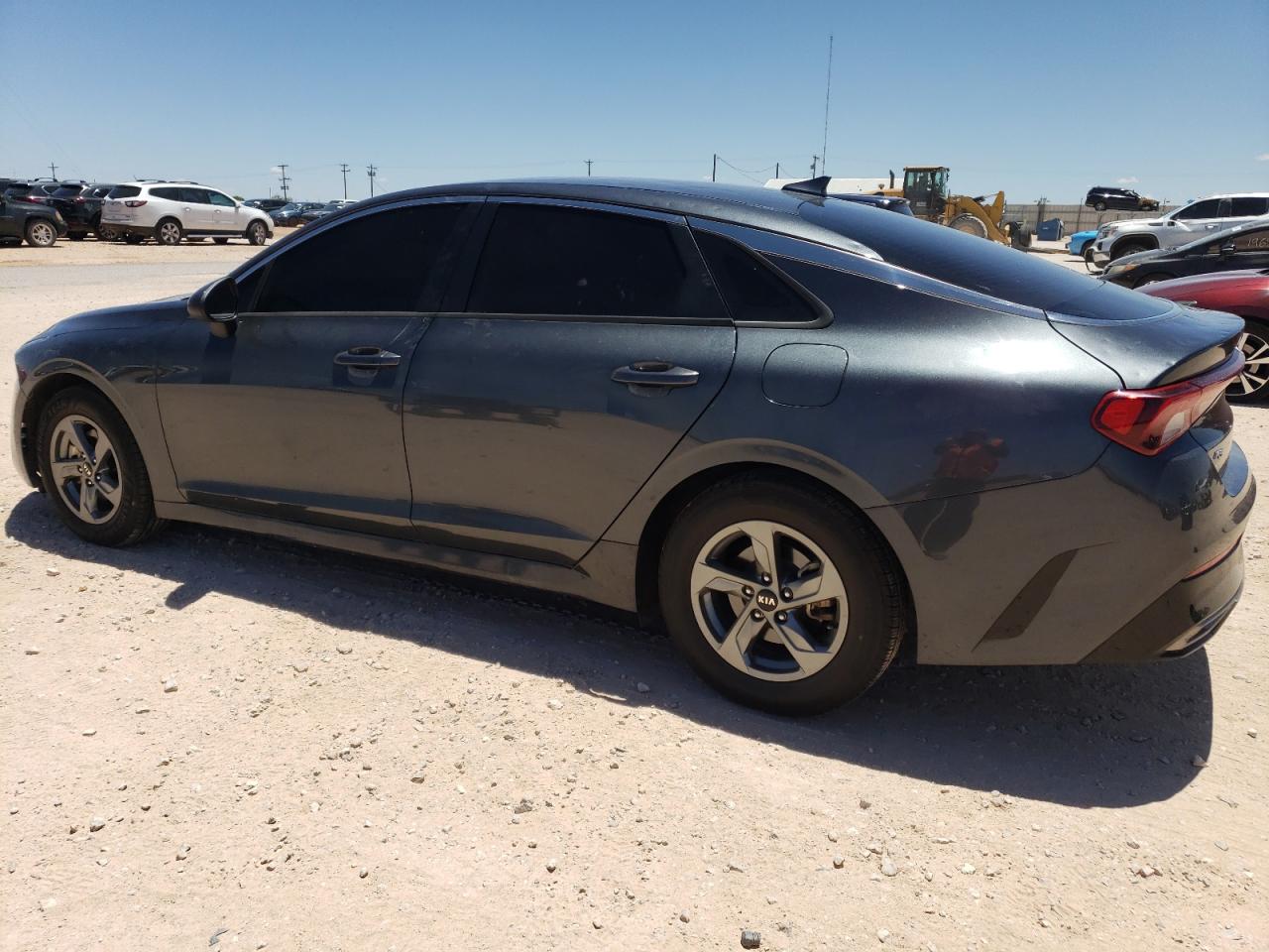 2021 Kia K5 - Image 2