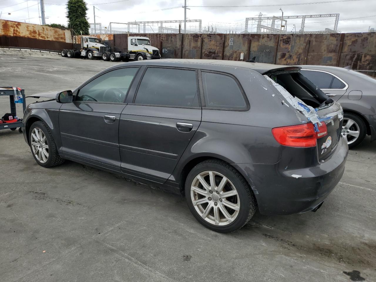 2011 Audi A3 Premium Plus VIN: WAUKEAFM6BA009340 Lot: 58281934