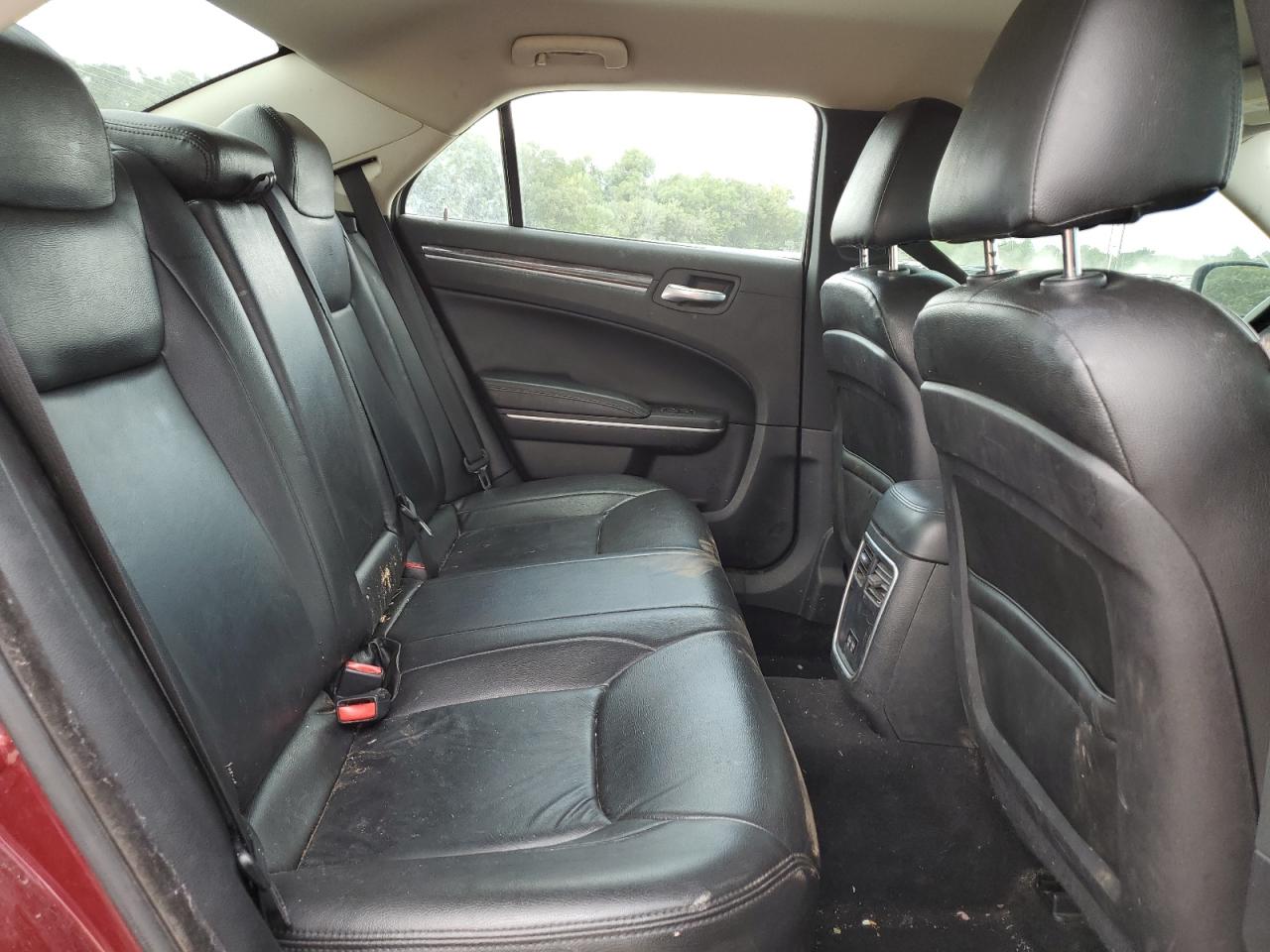 2019 Chrysler 300 Touring VIN: 2C3CCARG5KH560416 Lot: 59275304