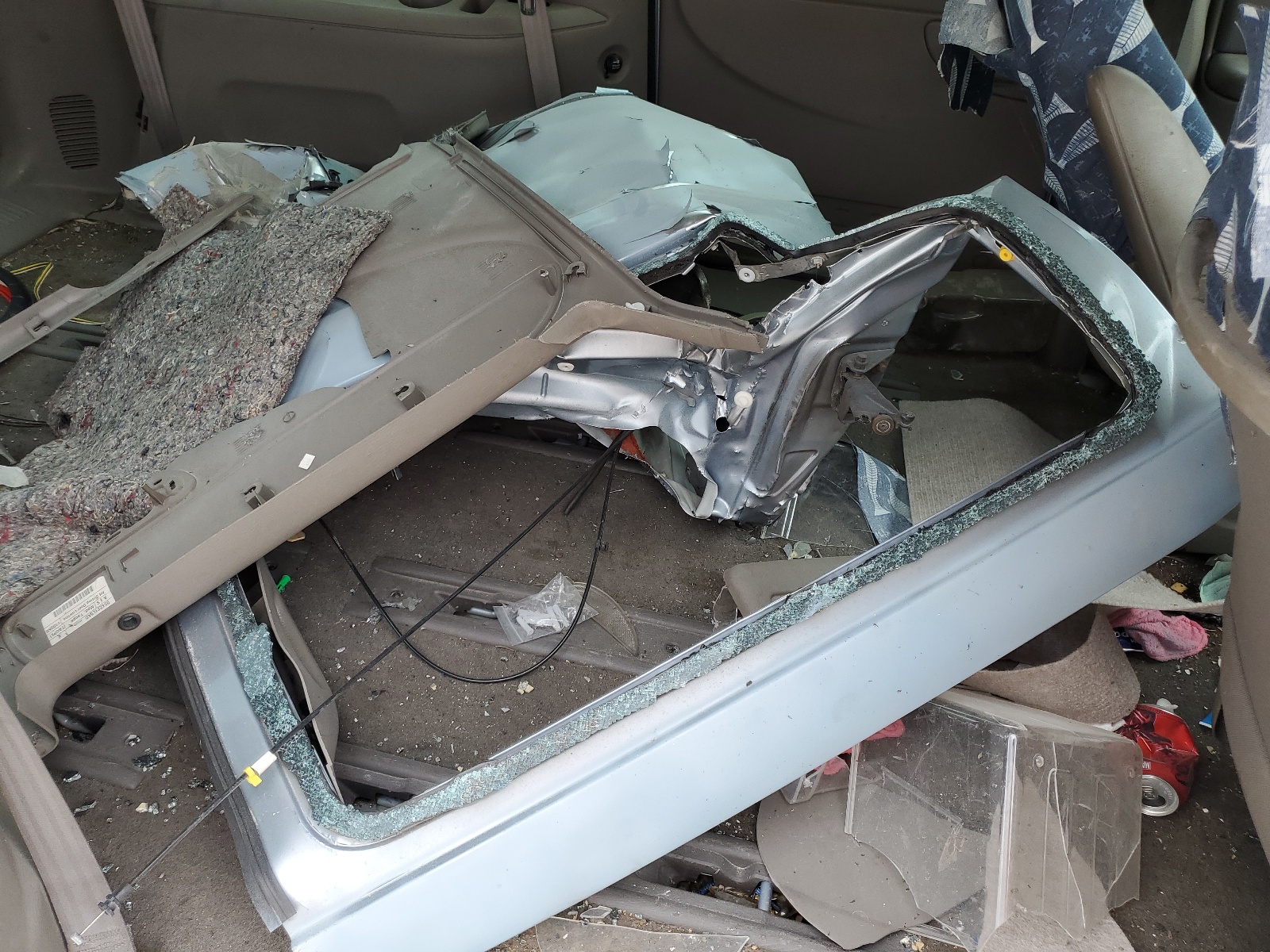 1B4GP25342B710760 2002 Dodge Caravan Se