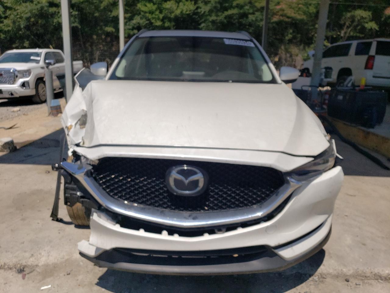 2019 Mazda Cx-5 Grand Touring VIN: JM3KFADM4K1501777 Lot: 60035934