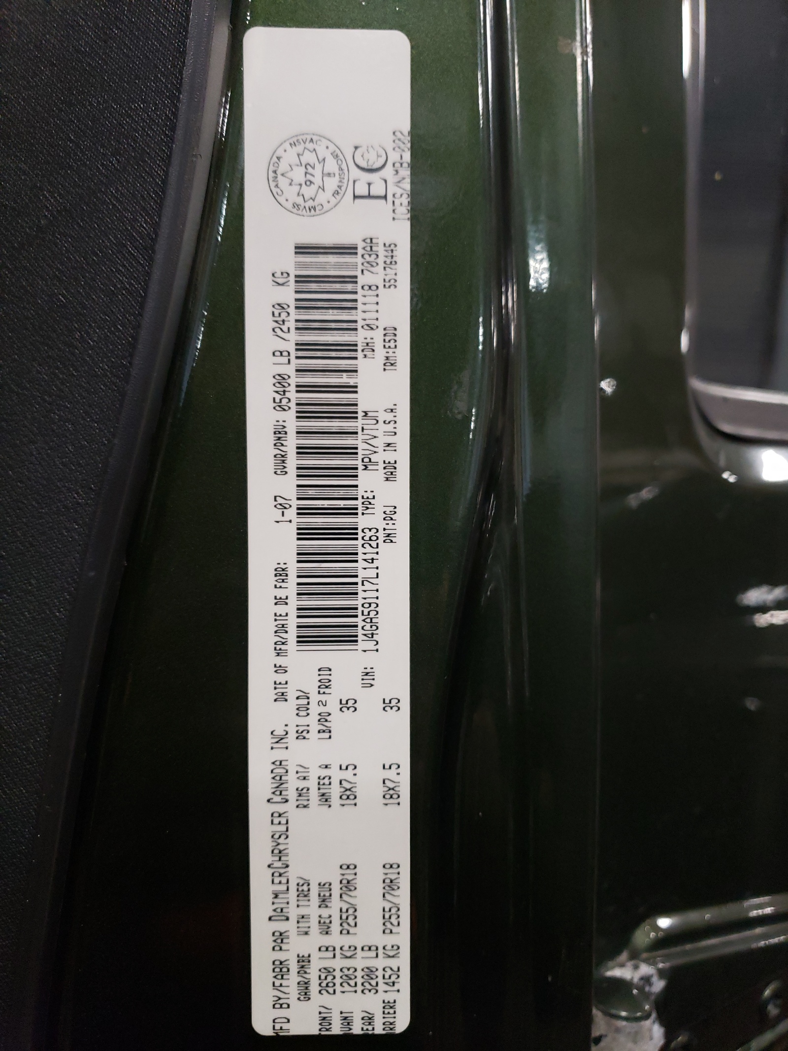 1J4GA59117L141263 2007 Jeep Wrangler Sahara