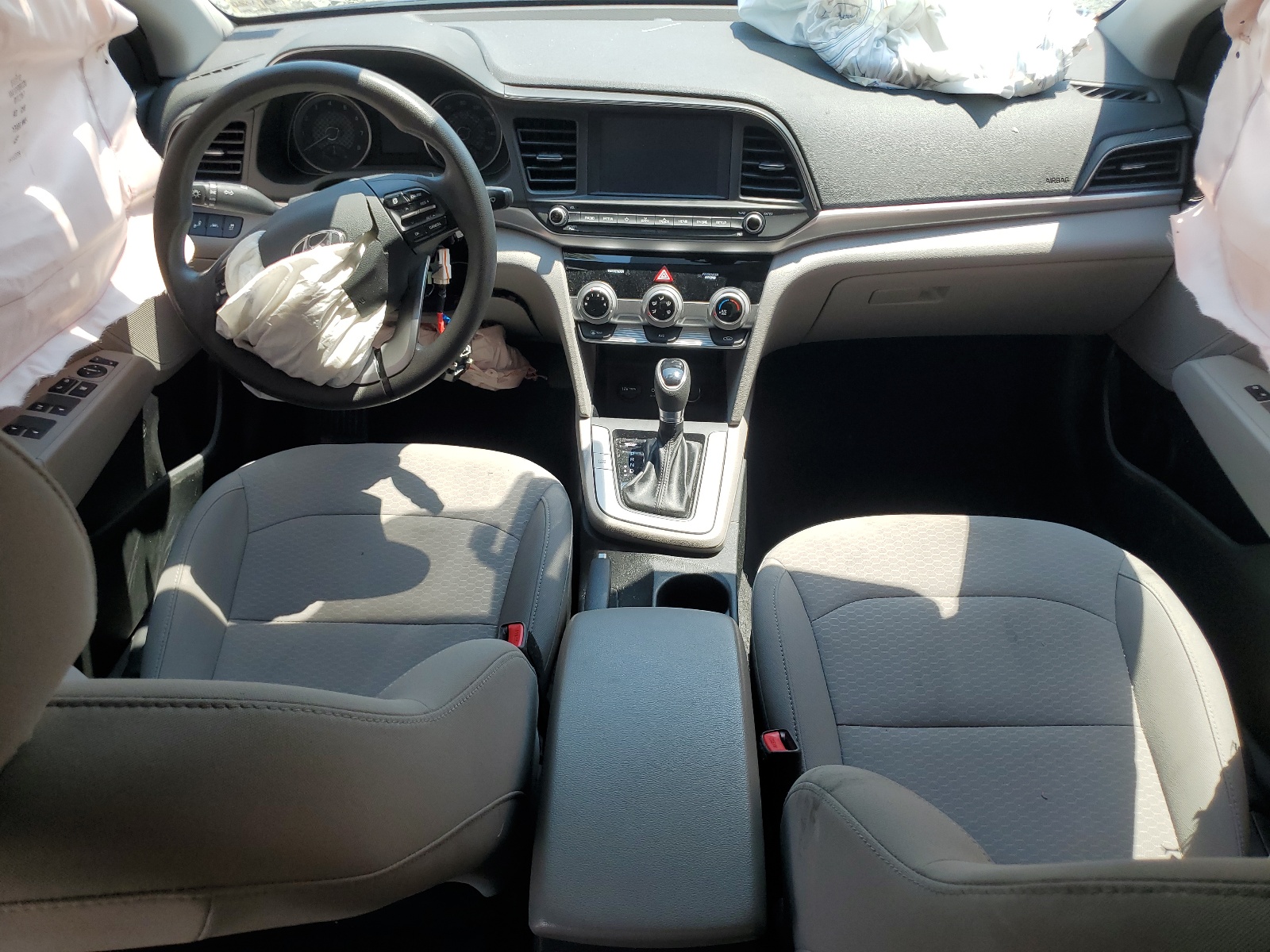 5NPD84LF7KH483560 2019 Hyundai Elantra Sel