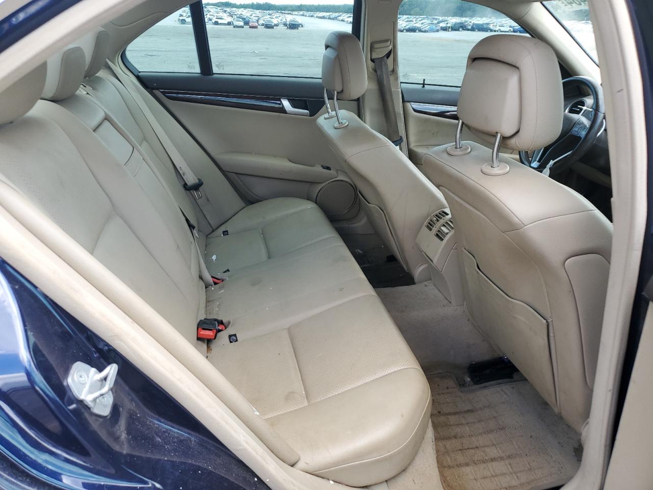 2012 Mercedes-Benz C 250 VIN: WDDGF4HB3CR205702 Lot: 60929484