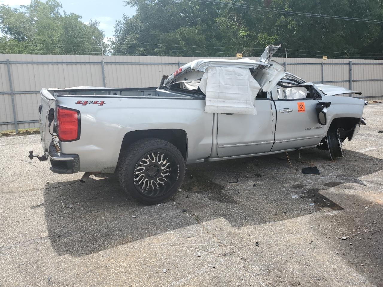 2018 Chevrolet Silverado K1500 Lt VIN: 3GCUKREC6JG120384 Lot: 68031464