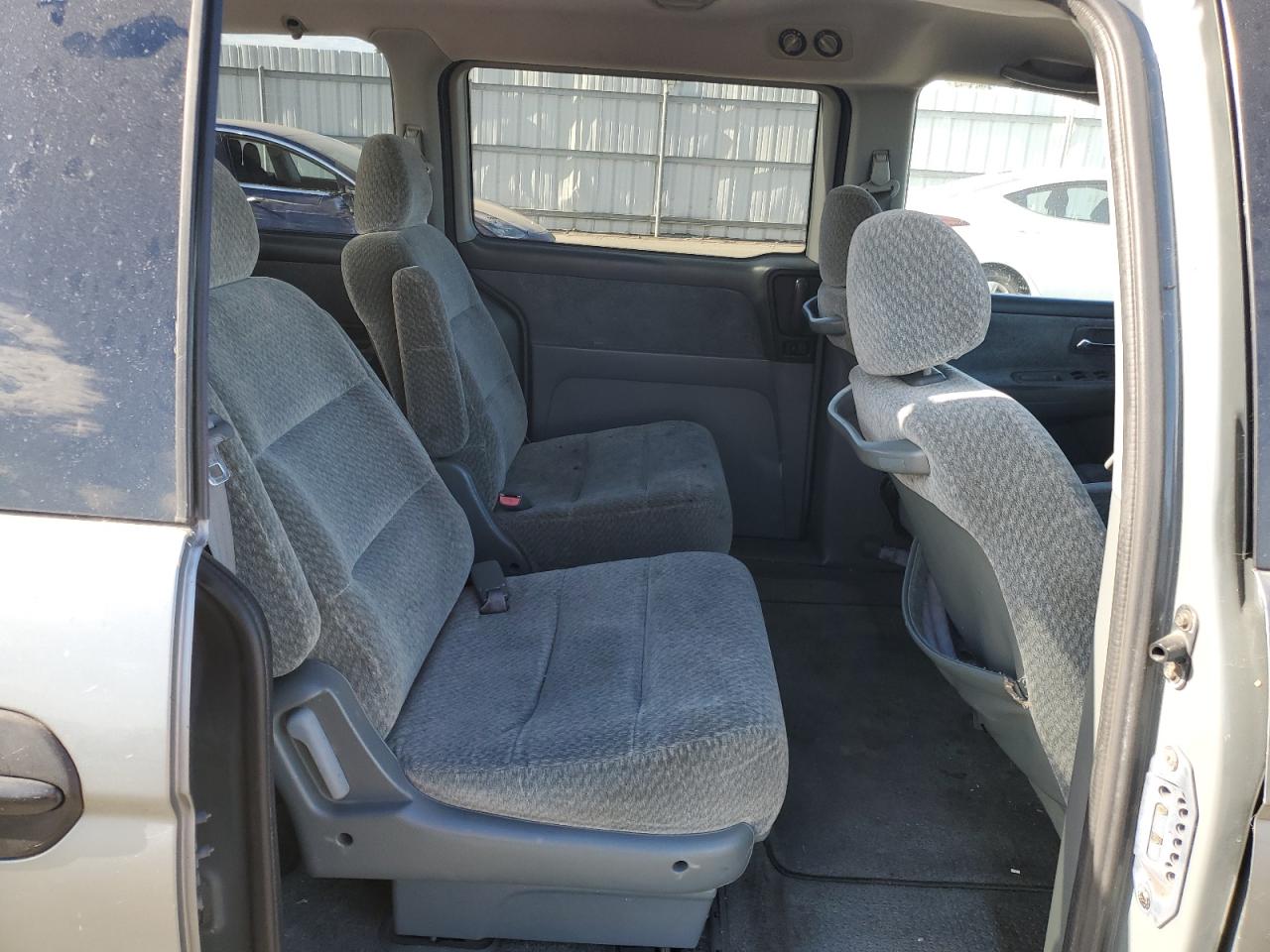 2000 Honda Odyssey Lx VIN: 2HKRL1857YH562609 Lot: 60736944