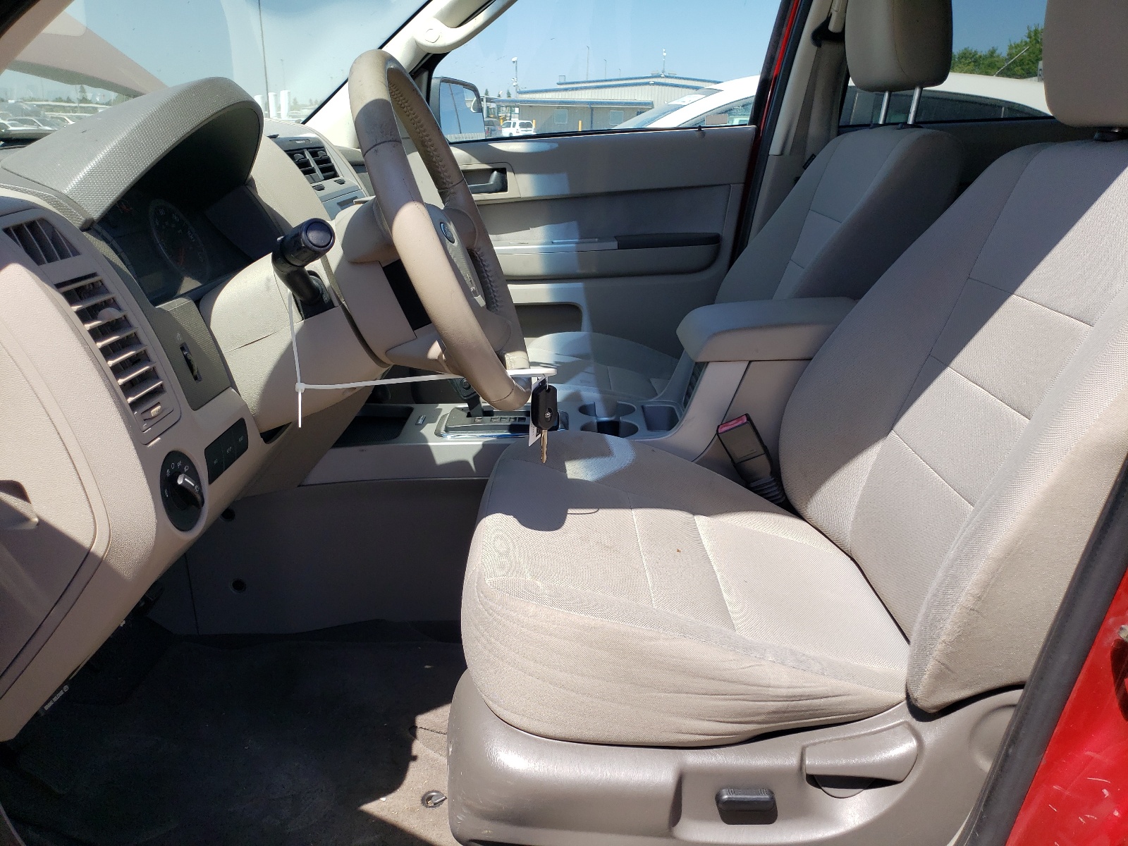 1FMCU0D72AKC72334 2010 Ford Escape Xlt