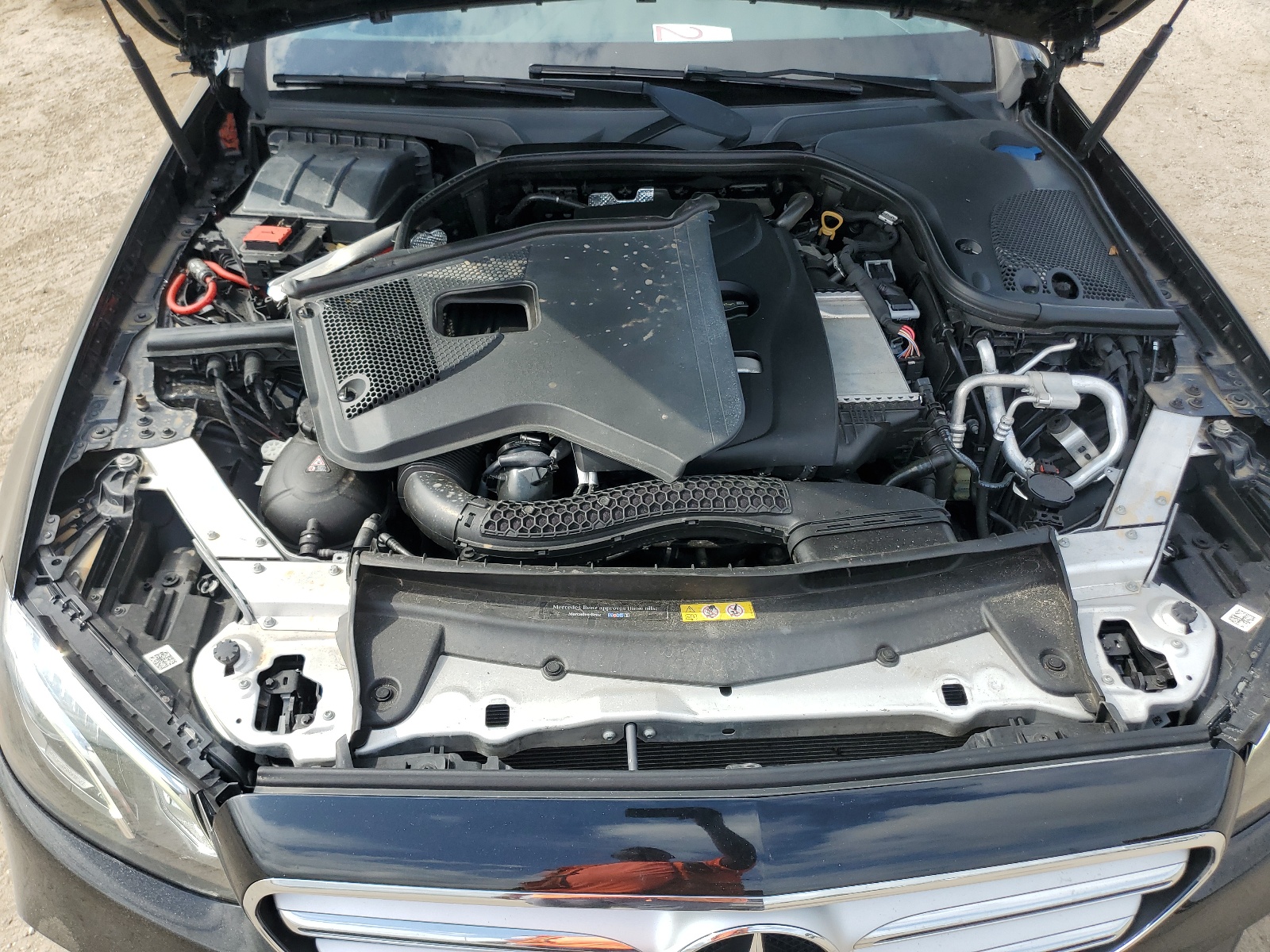 WDDZF4JB4JA425252 2018 Mercedes-Benz E 300