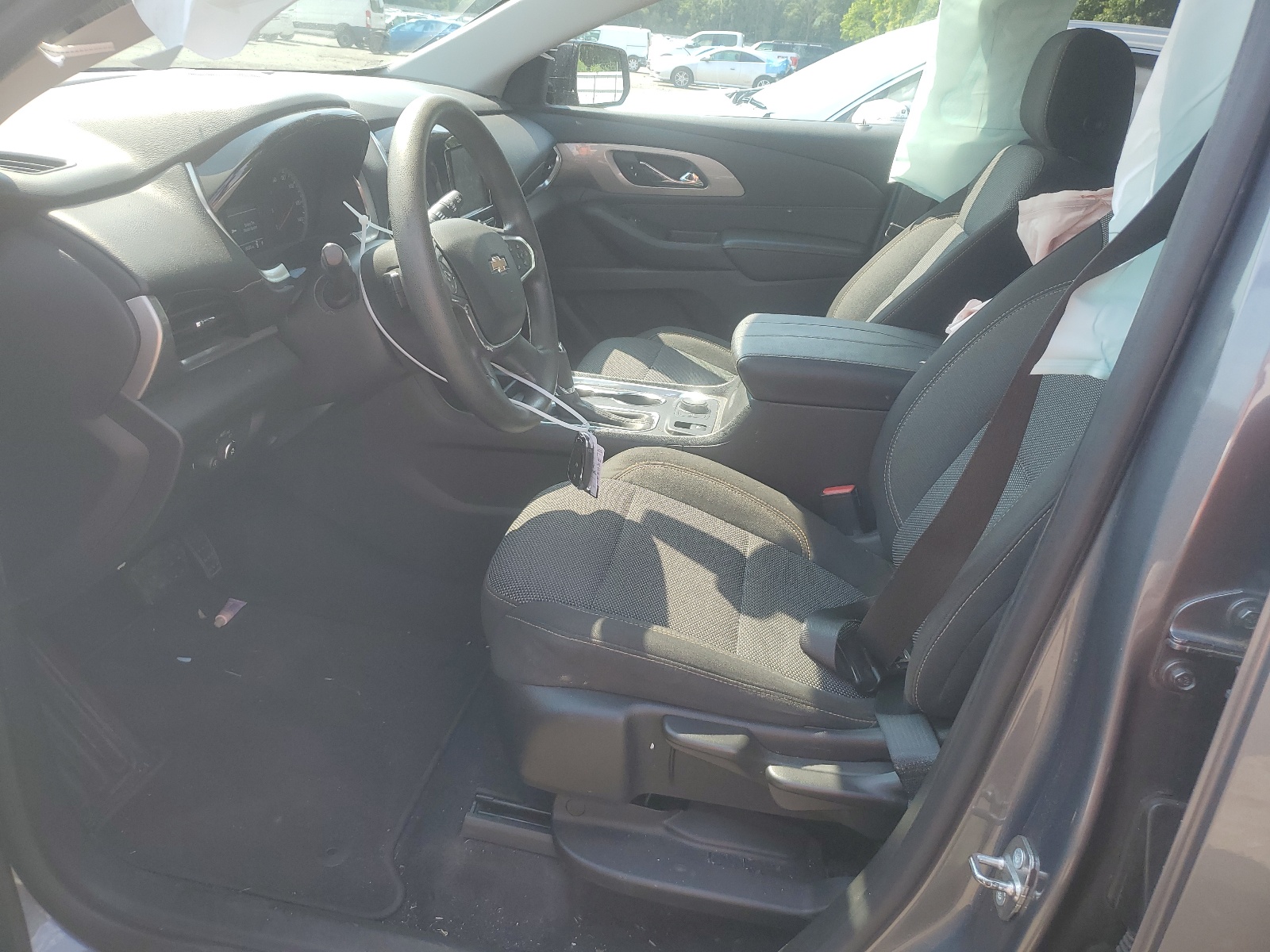 1GNERFKW9JJ111536 2018 Chevrolet Traverse Ls