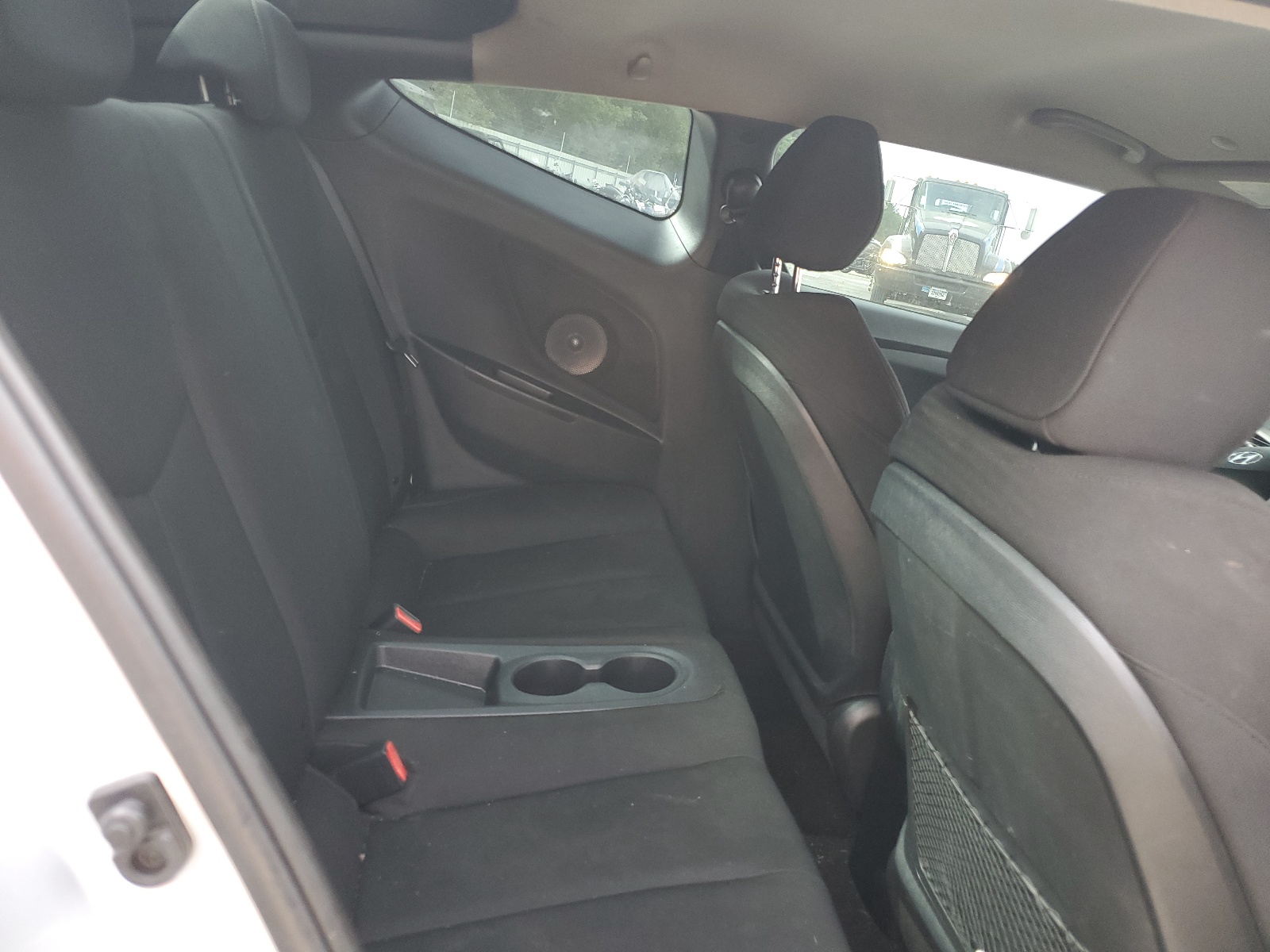 KMHTC6AD1GU292717 2016 Hyundai Veloster