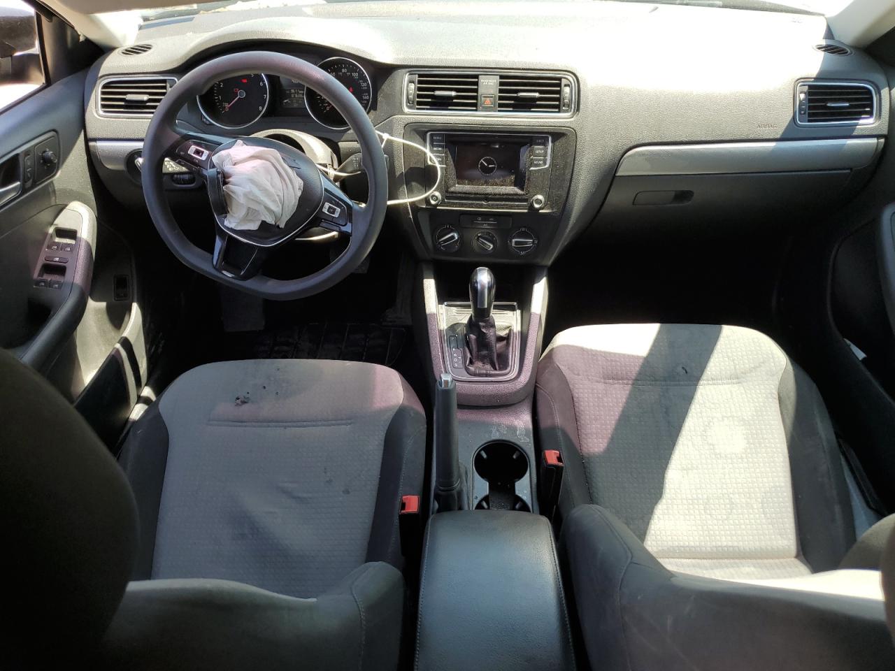 2018 Volkswagen Jetta - Image 8