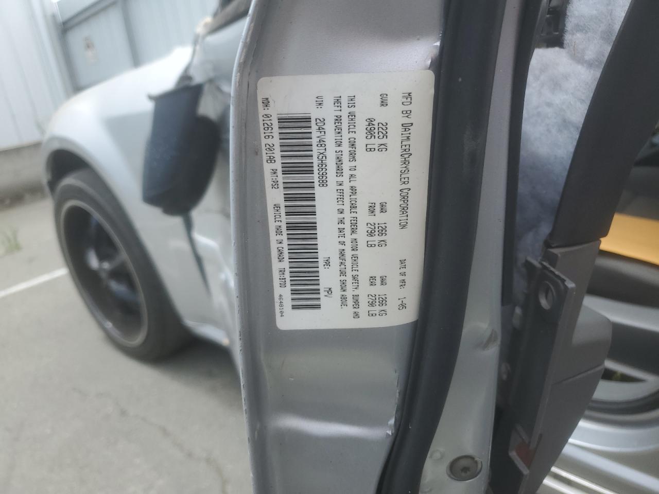 2005 Dodge Magnum Se VIN: 2D4FV48TX5H669688 Lot: 60769664