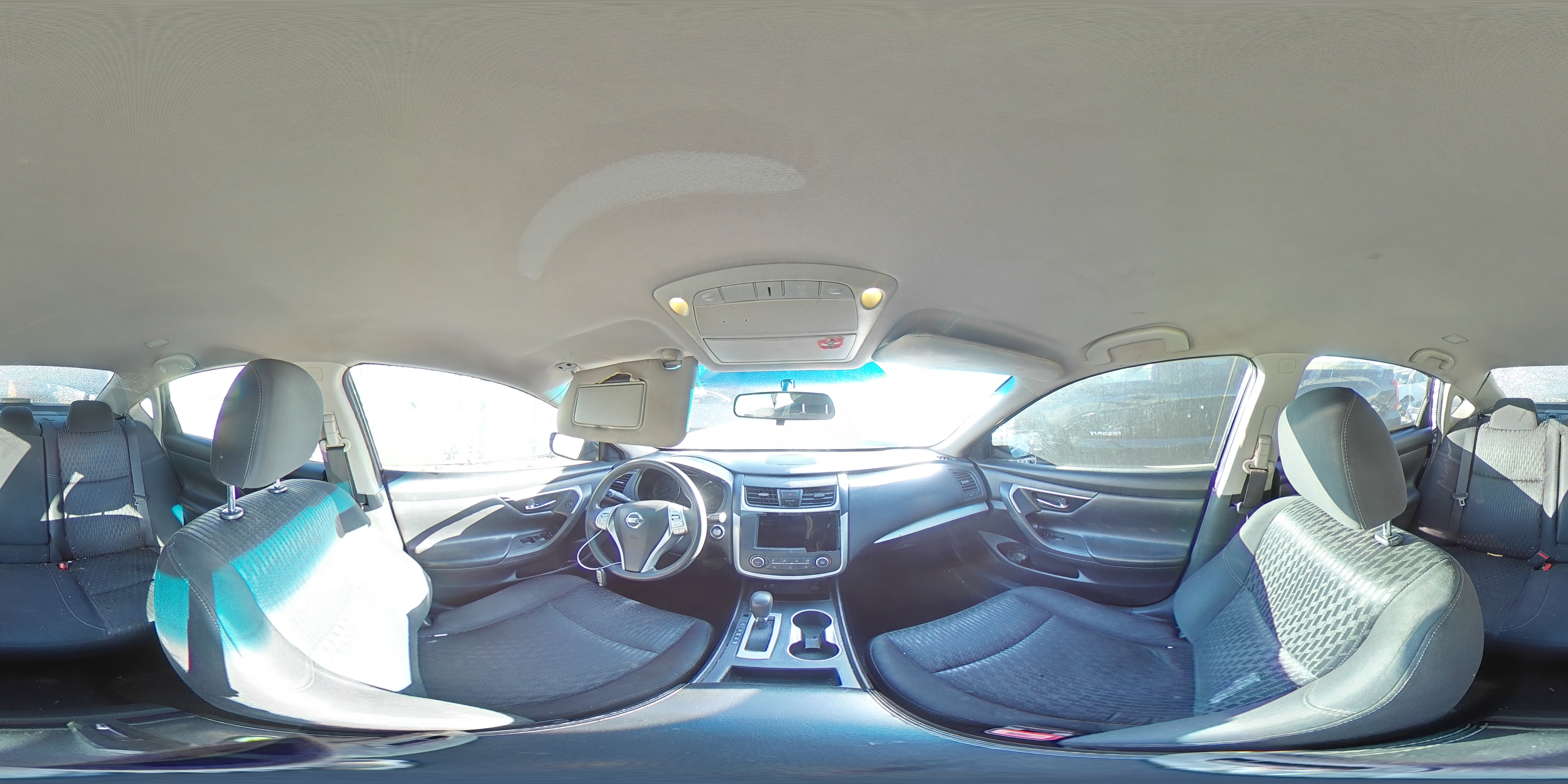 2016 Nissan Altima - Image 12