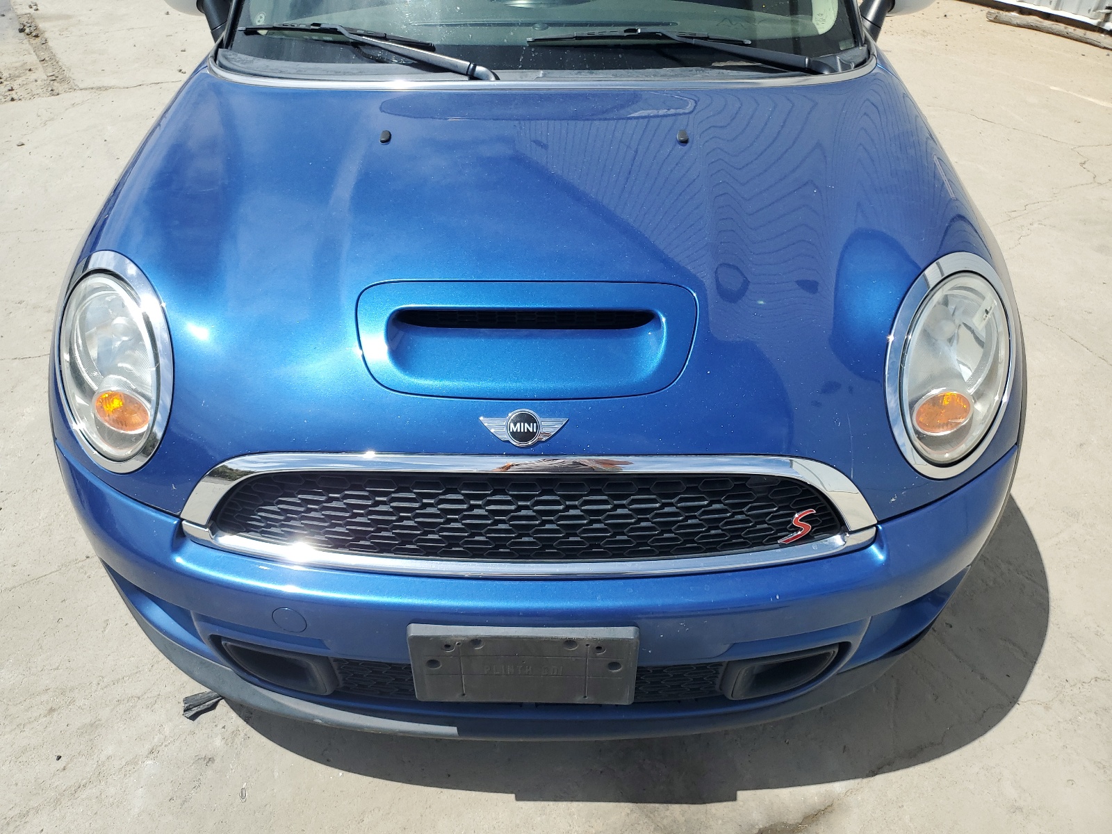 2012 Mini Cooper S vin: WMWSV3C59CTY25800