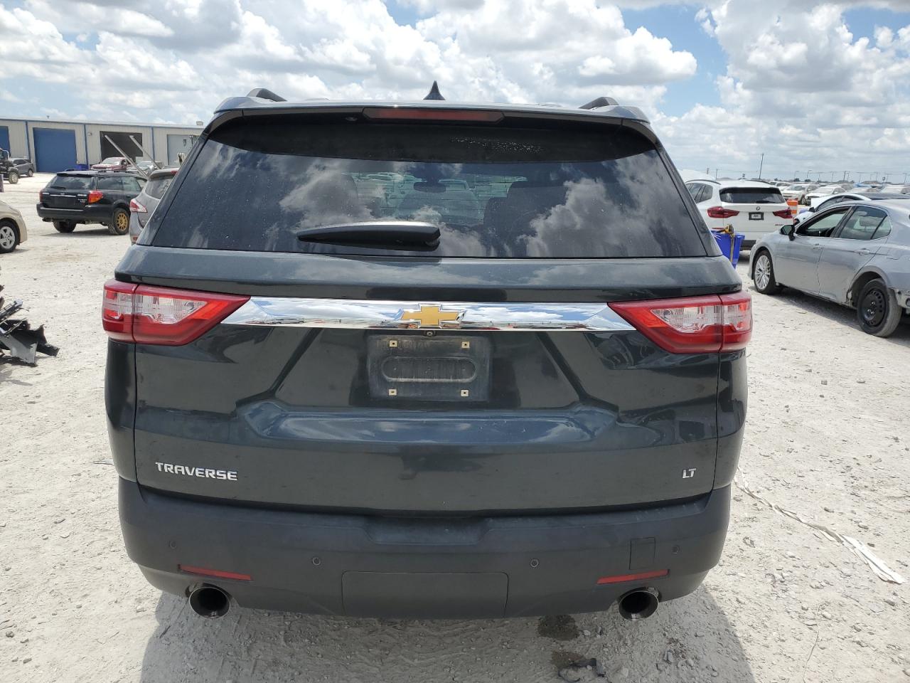 1GNERGKW3LJ228716 2020 Chevrolet Traverse Lt