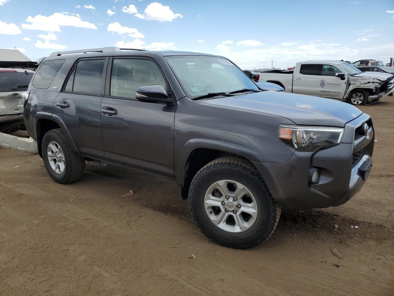 VIN JTEBU5JR8H5448438 2017 TOYOTA 4RUNNER no.4