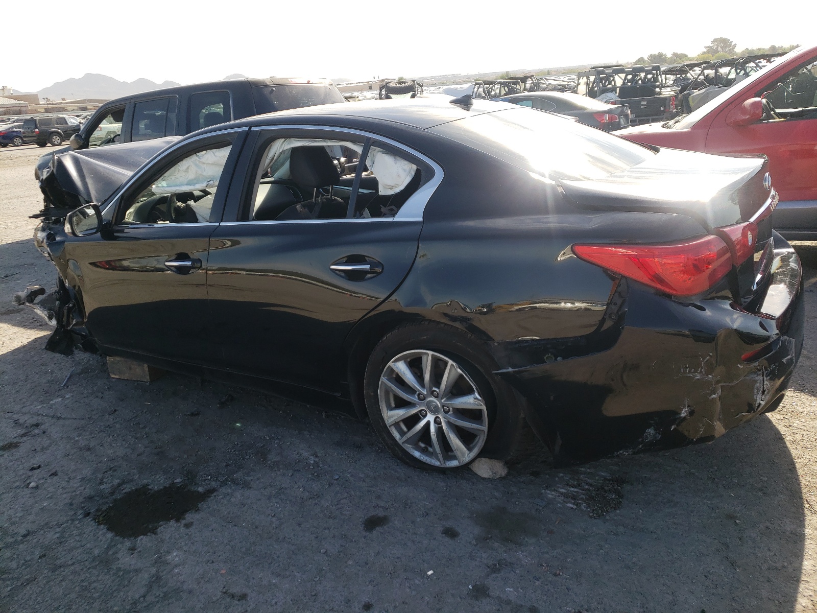 2014 Infiniti Q50 Base vin: JN1BV7AP6EM685204