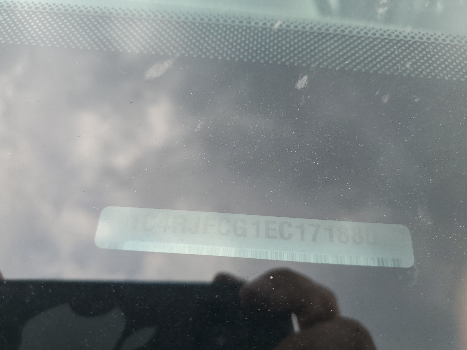 1C4RJFCG1EC171880 2014 Jeep Grand Cherokee Overland