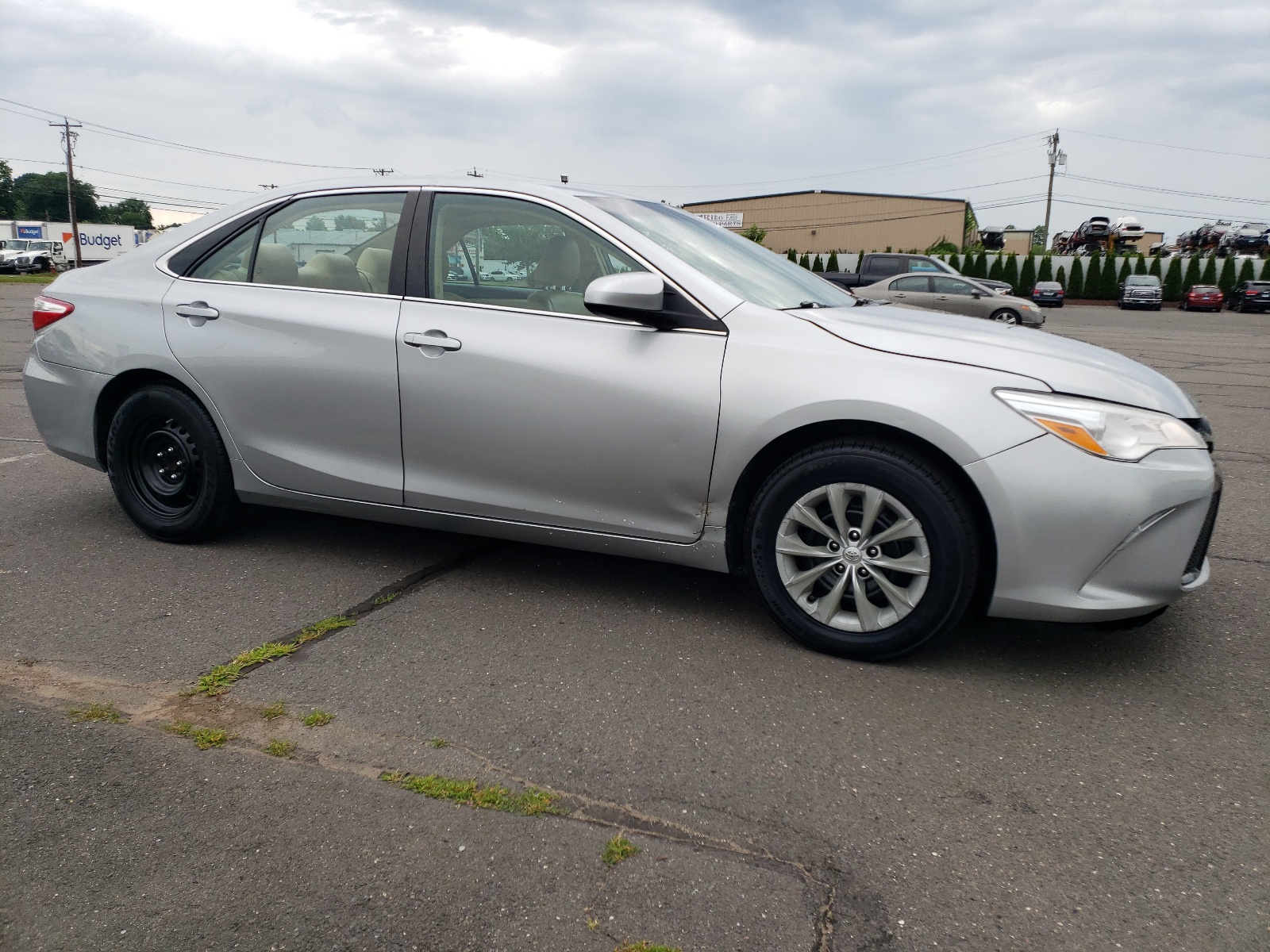 2017 Toyota Camry Le vin: 4T1BF1FKXHU401559