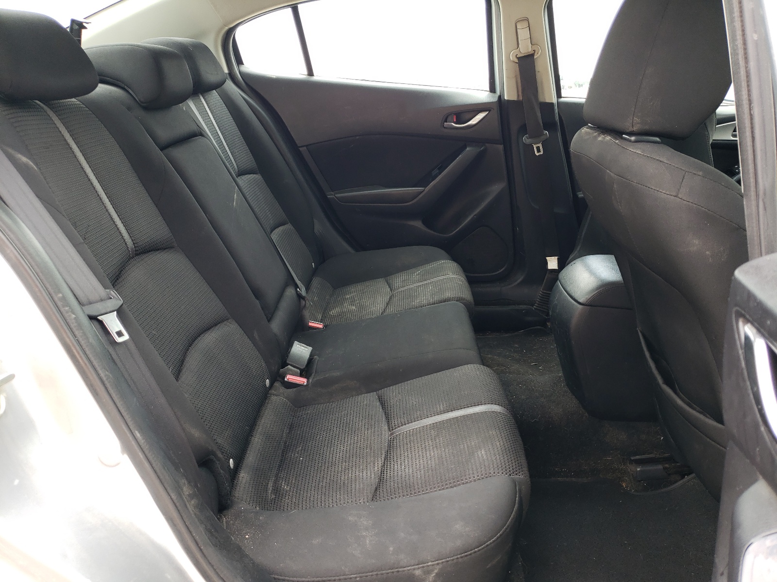 3MZBN1U71JM231167 2018 Mazda 3 Sport