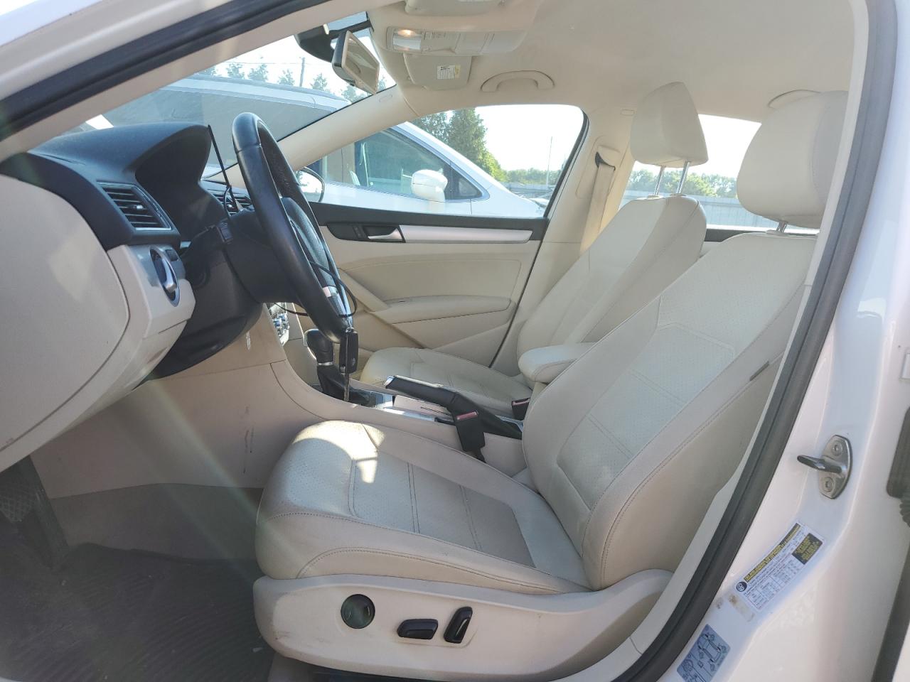 2012 Volkswagen Passat Se VIN: 1VWBP7A39CC042348 Lot: 60556064