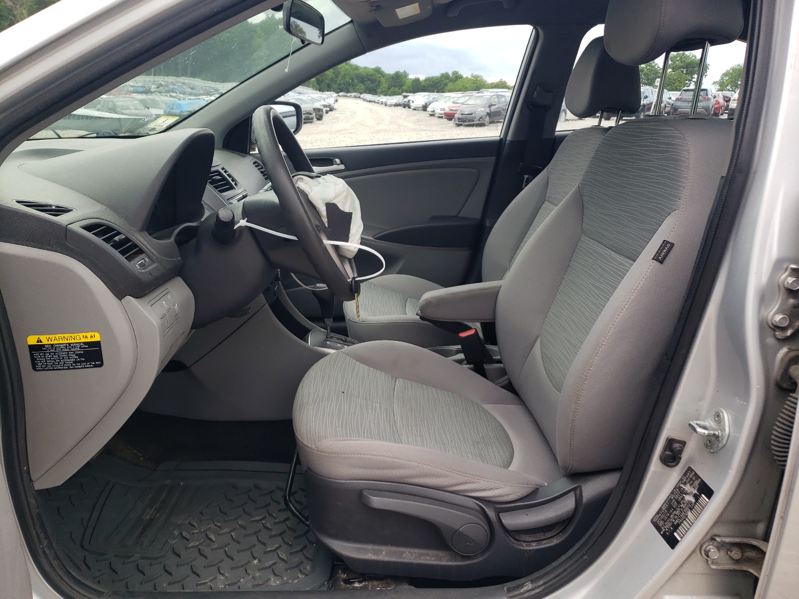 KMHCT4AE9GU027038 2016 Hyundai Accent Se