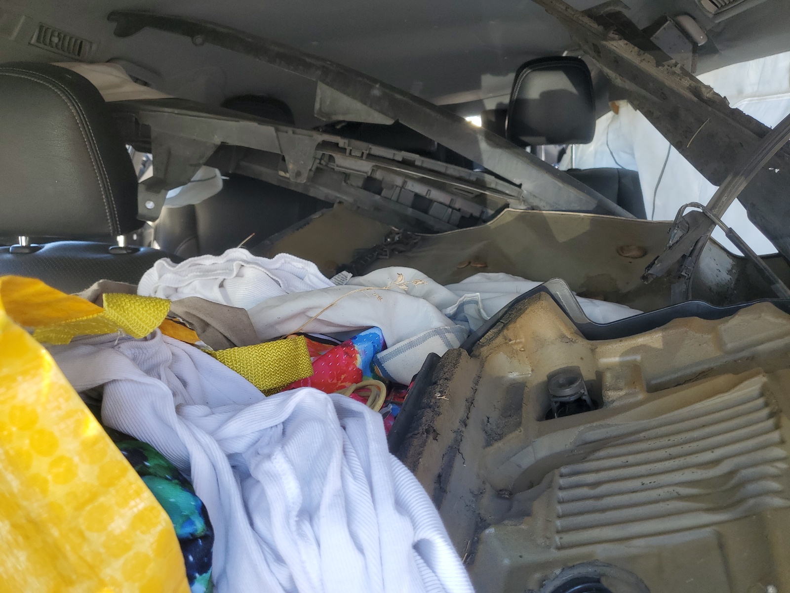 5TDZKRFH2ES017745 2014 Toyota Highlander Le