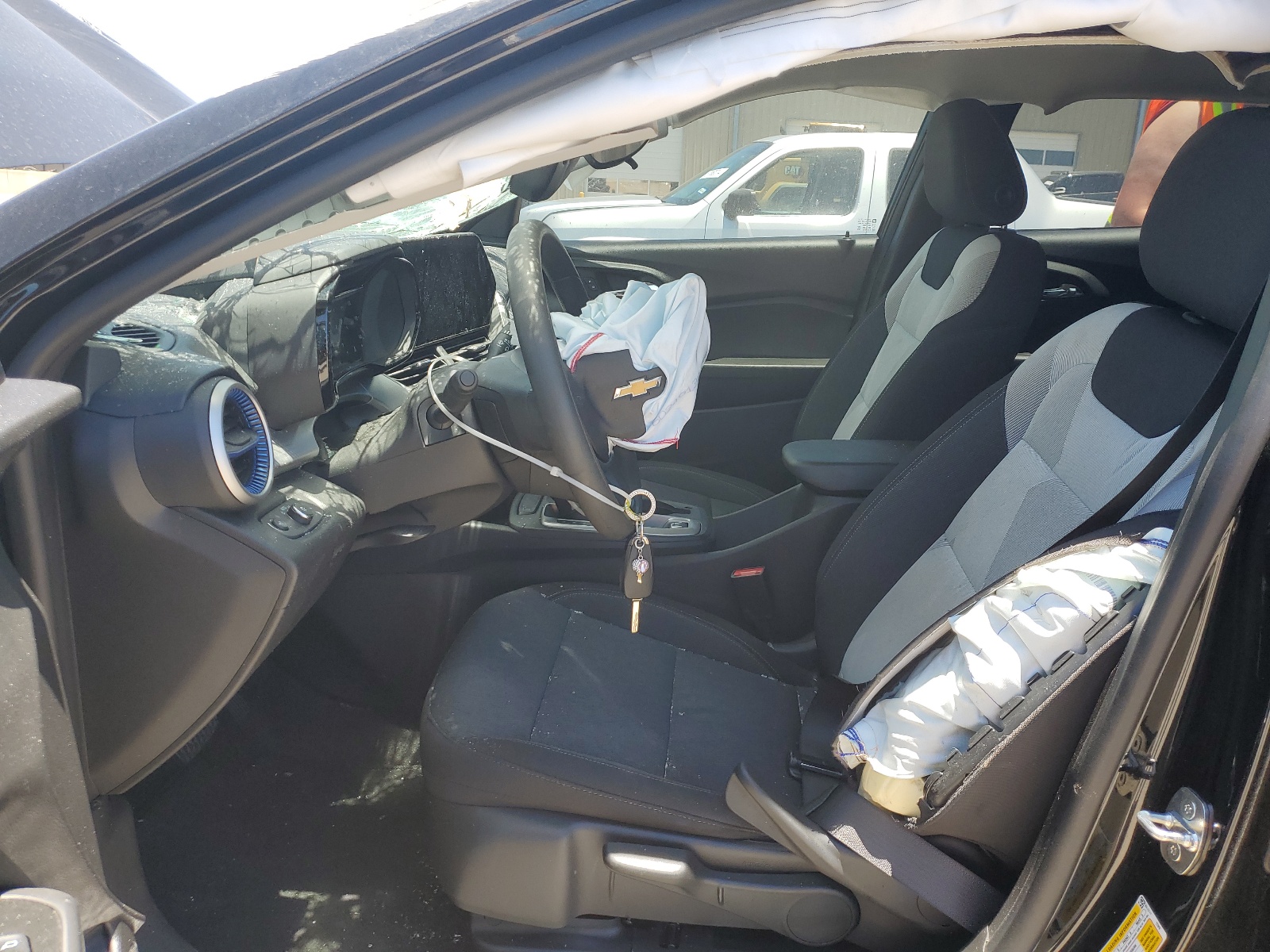 KL77LFE27RC029426 2024 Chevrolet Trax Ls