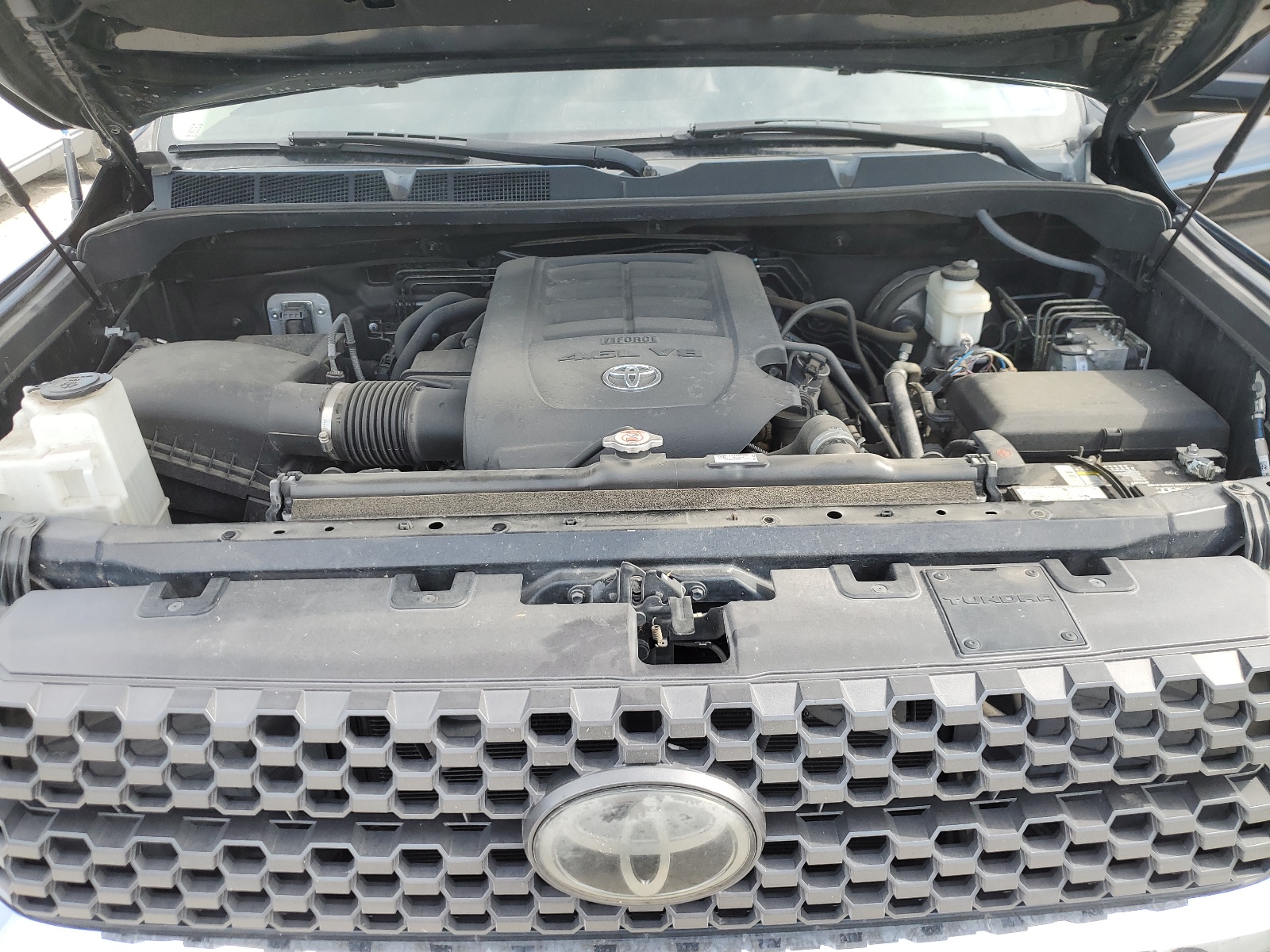 5TFEM5F14JX127270 2018 Toyota Tundra Crewmax Sr5