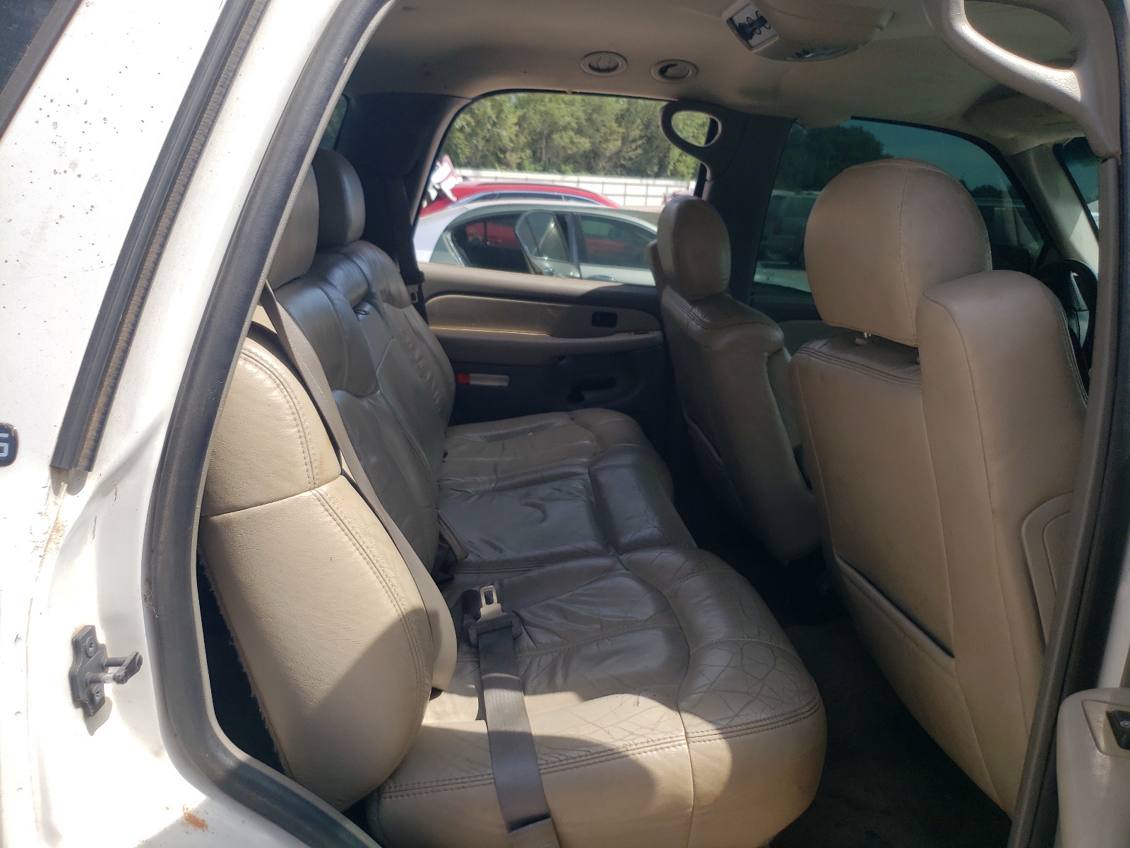 1GNEK13T51R114608 2001 Chevrolet Tahoe K1500