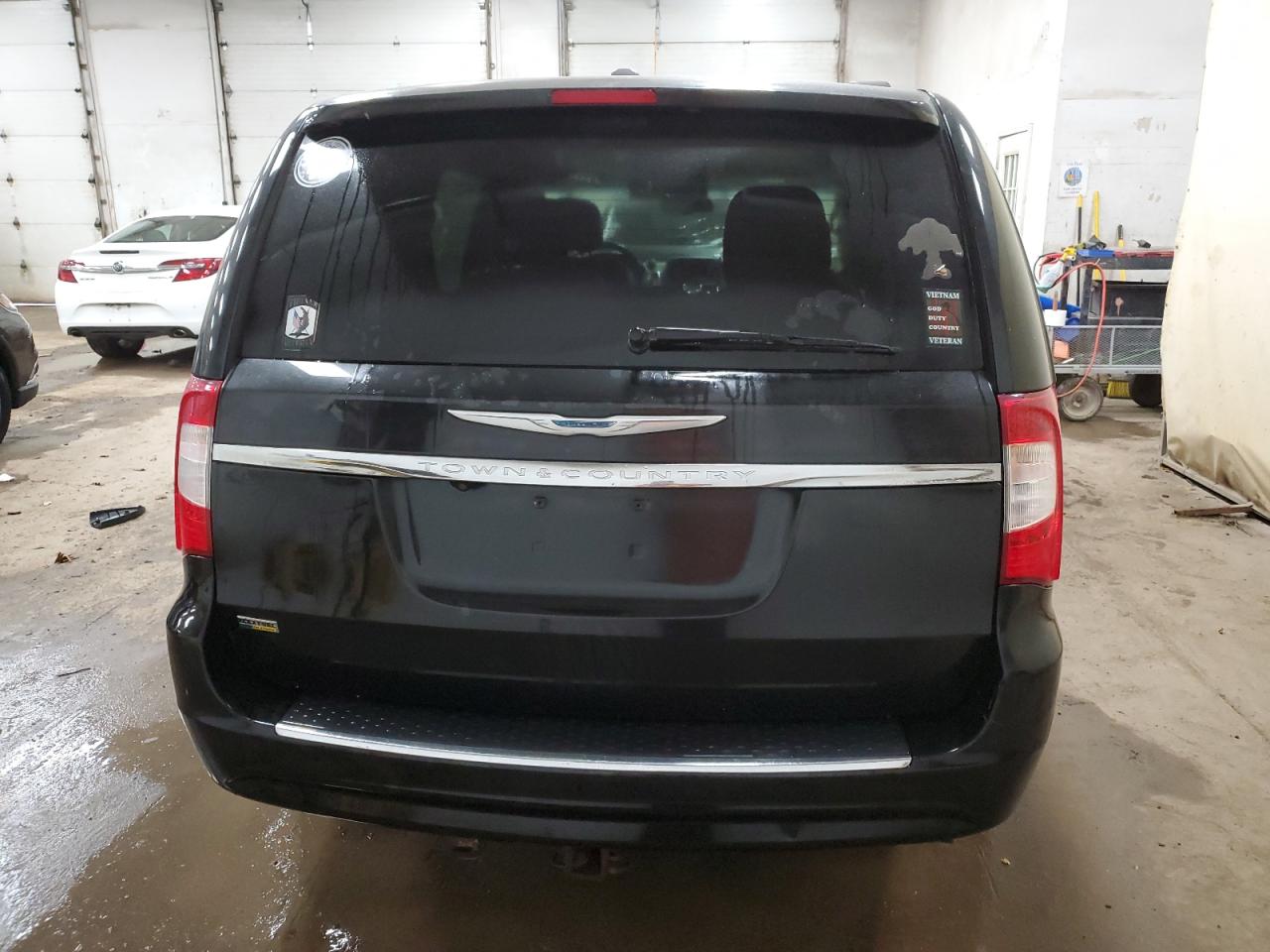 2016 Chrysler Town & Country Touring VIN: 2C4RC1BG4GR141703 Lot: 57903614