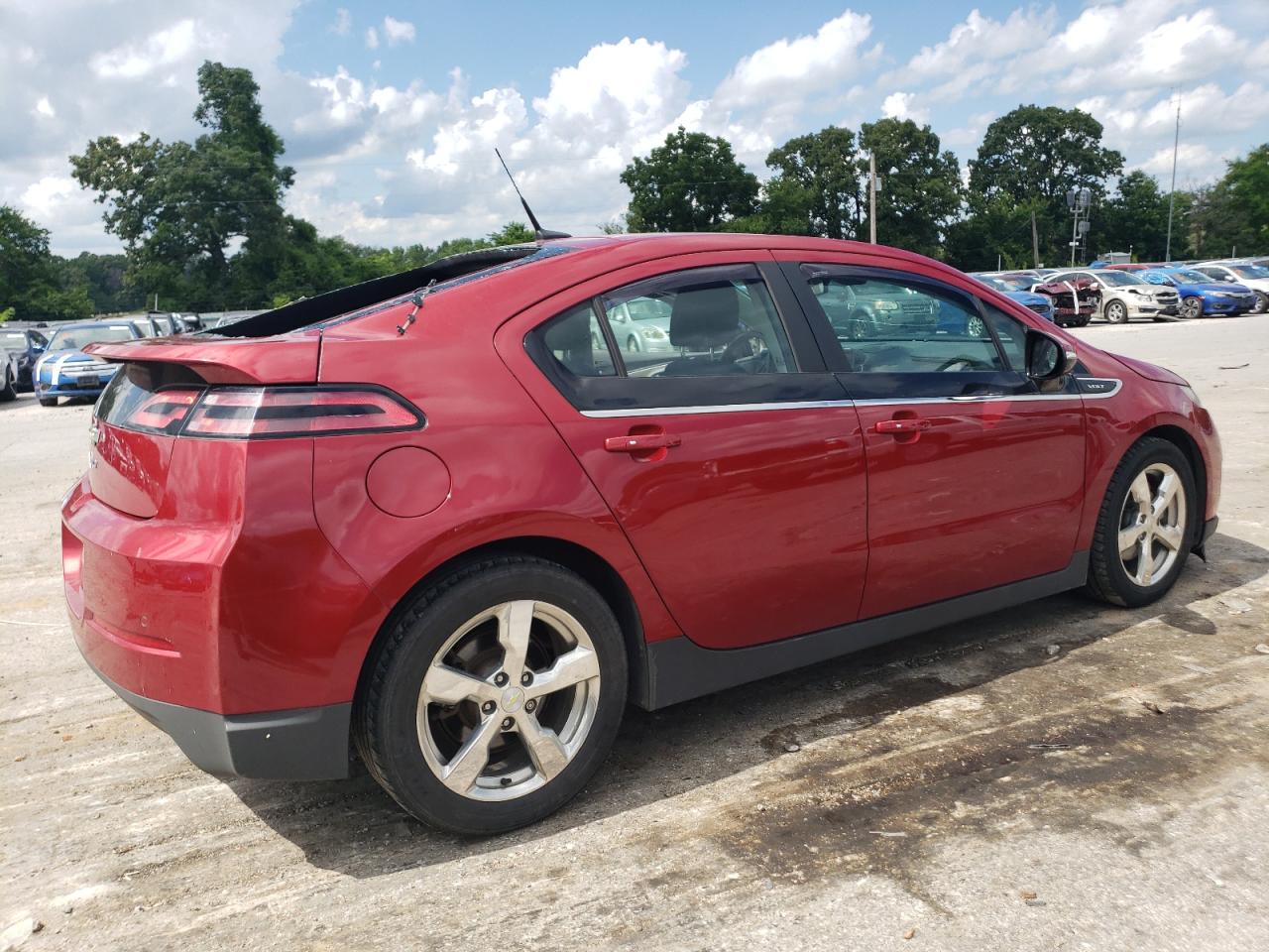 2014 Chevrolet Volt - Image 3
