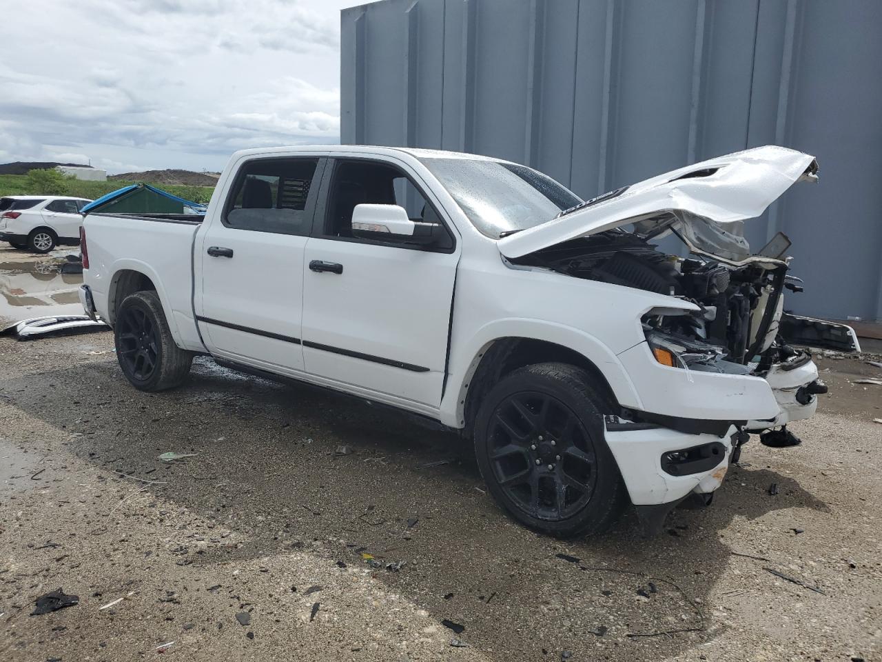 2020 RAM 1500 - Image 4